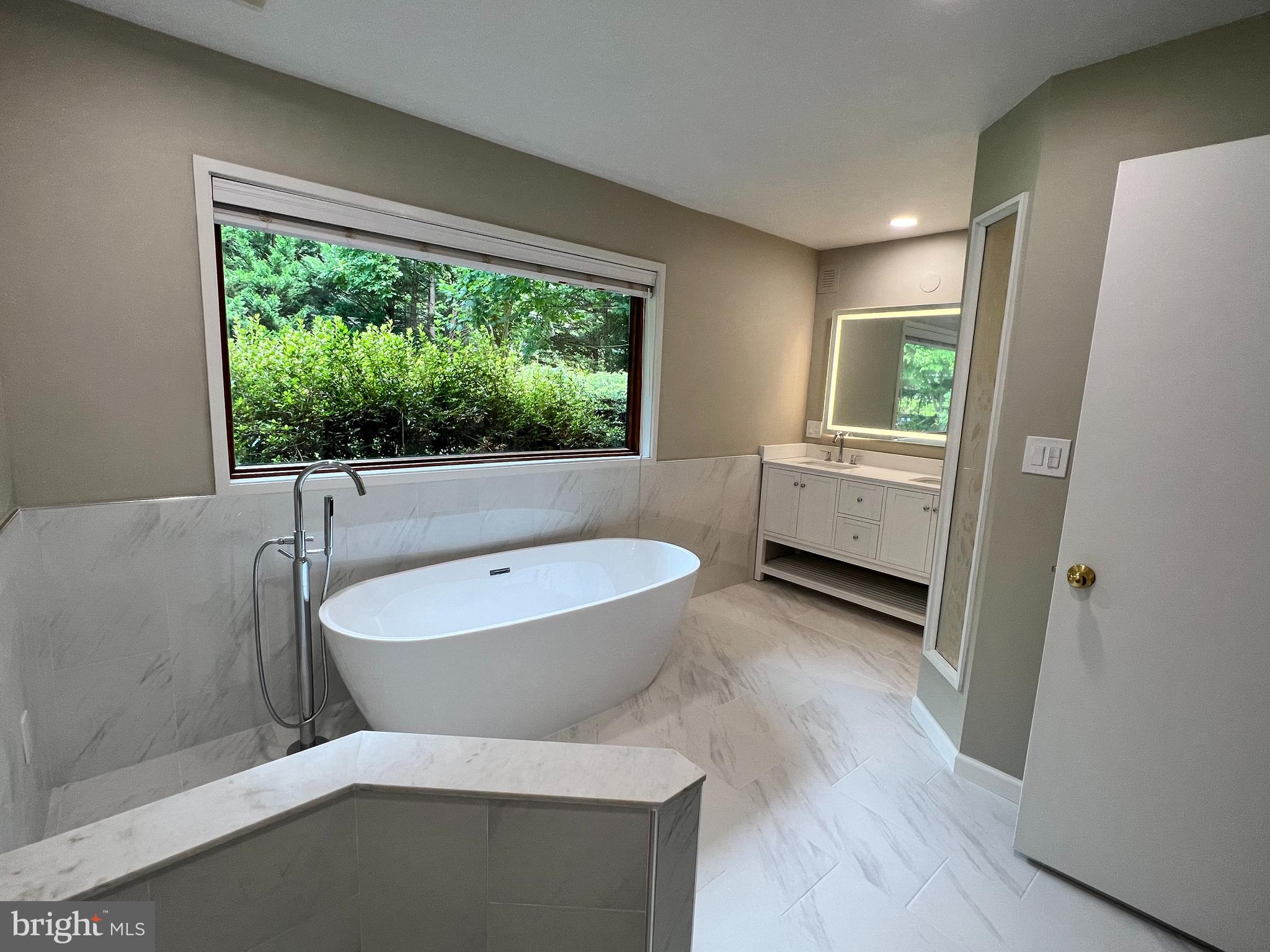 6710 PERSIMMON TREE ROAD