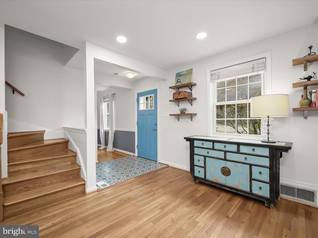 2707 EAST WEST HIGHWAY