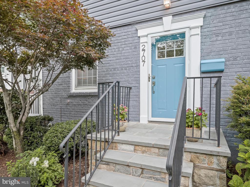 2707 EAST WEST HIGHWAY