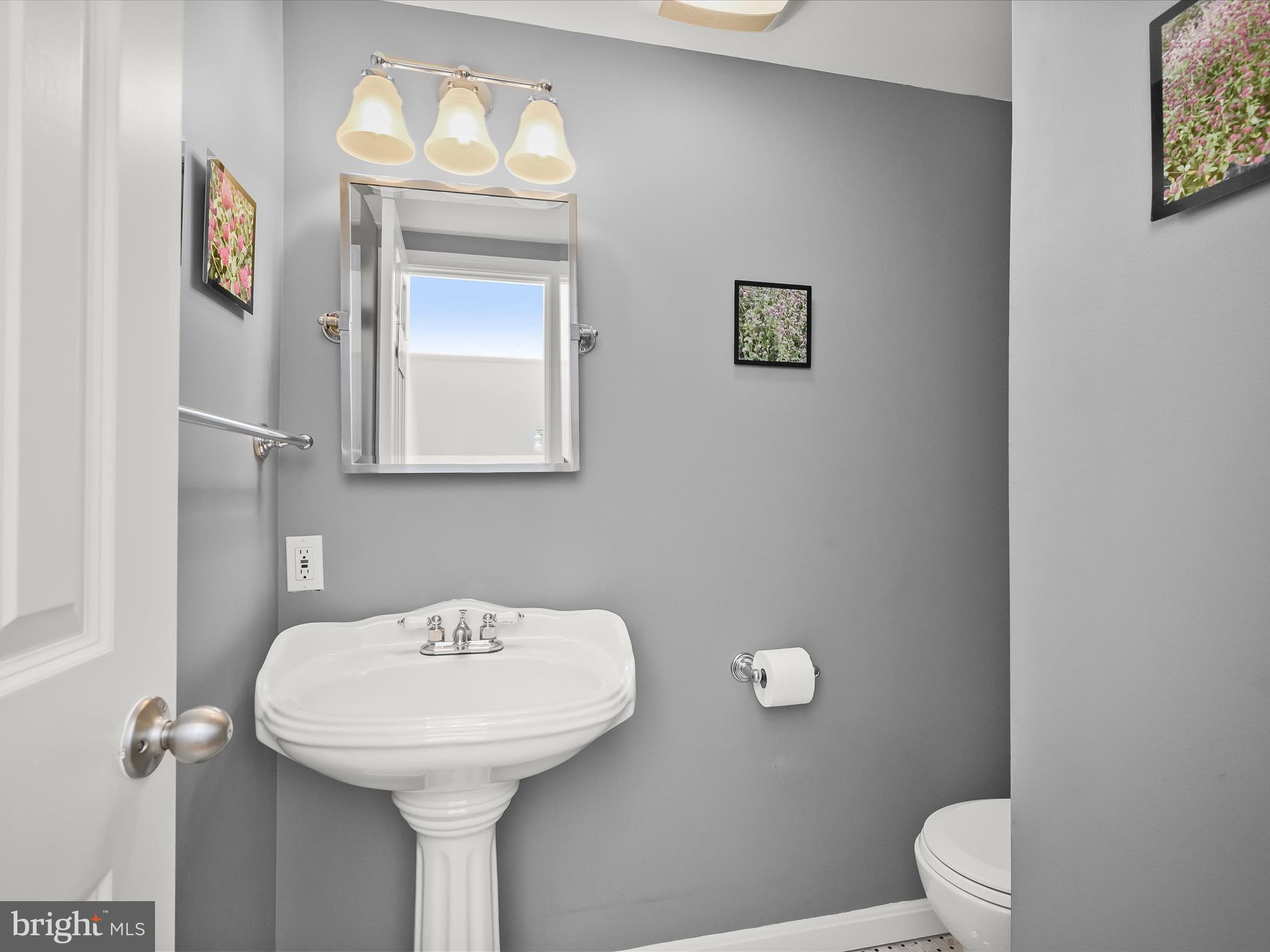 2707 EAST WEST HIGHWAY