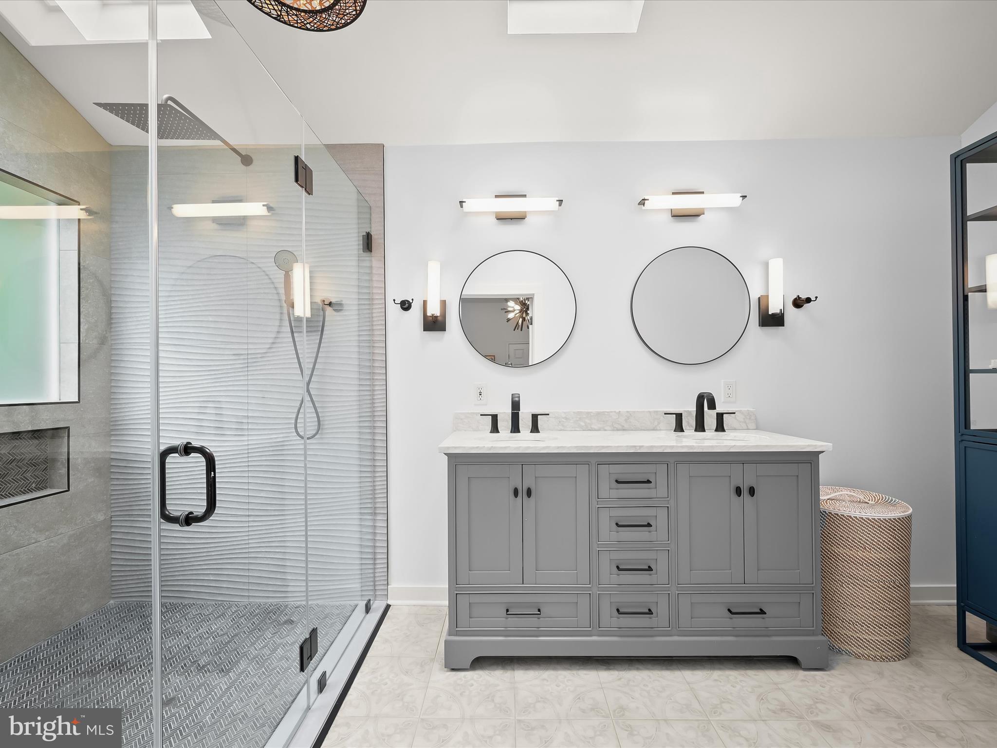 2707 EAST WEST HIGHWAY