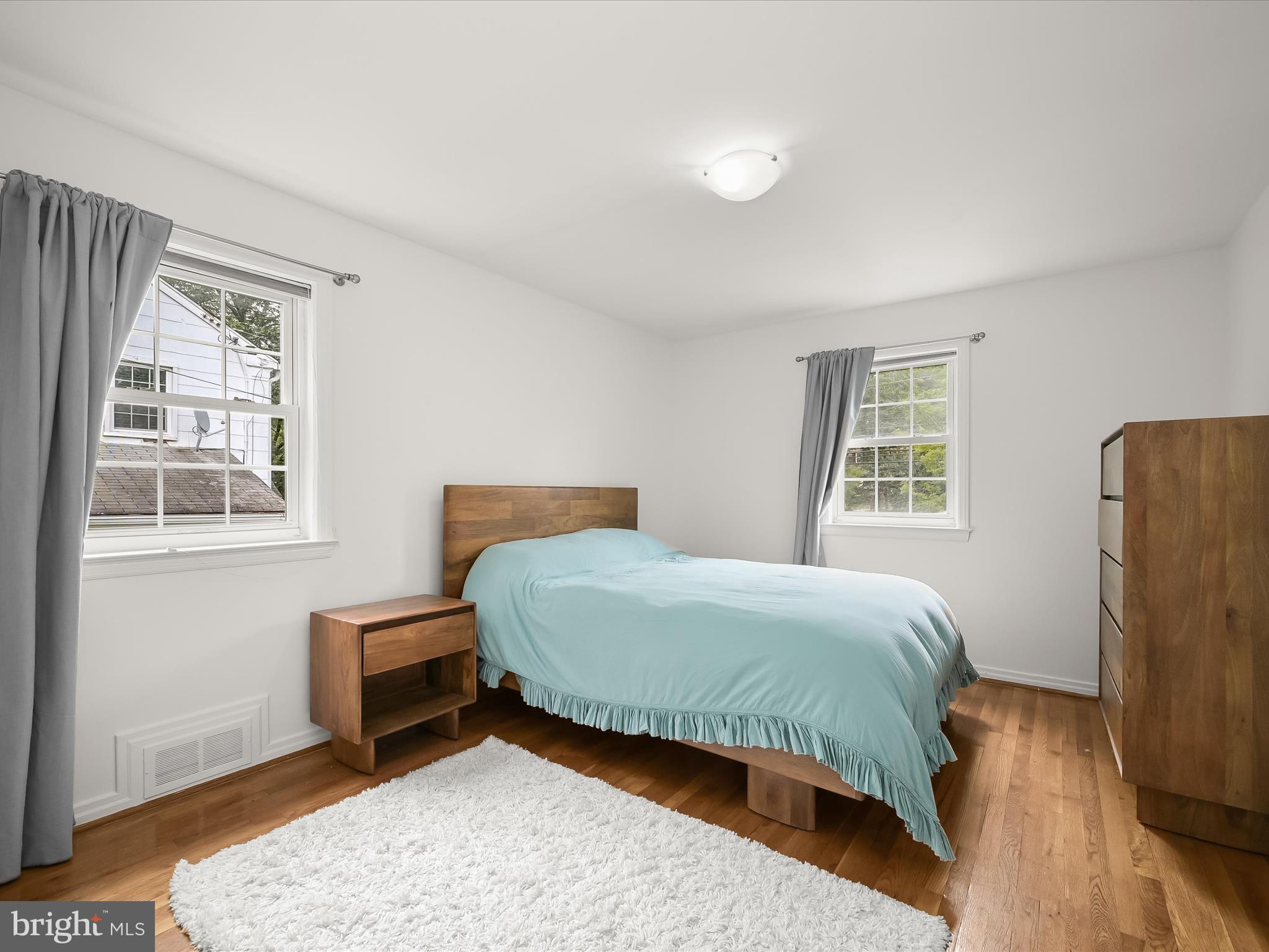 2707 EAST WEST HIGHWAY