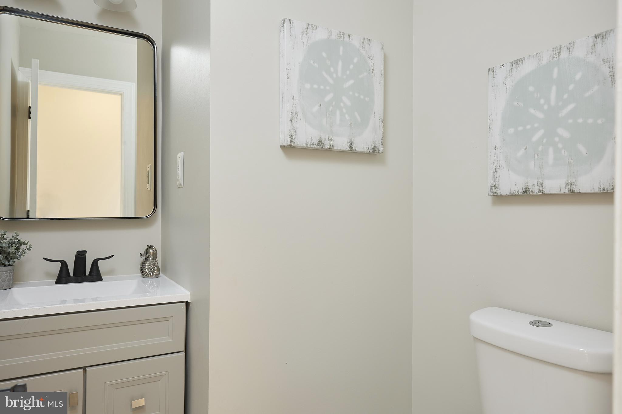 7415 BRADLEY BOULEVARD