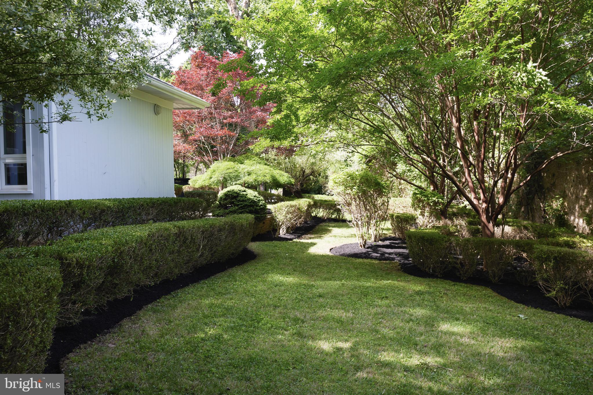 7415 BRADLEY BOULEVARD