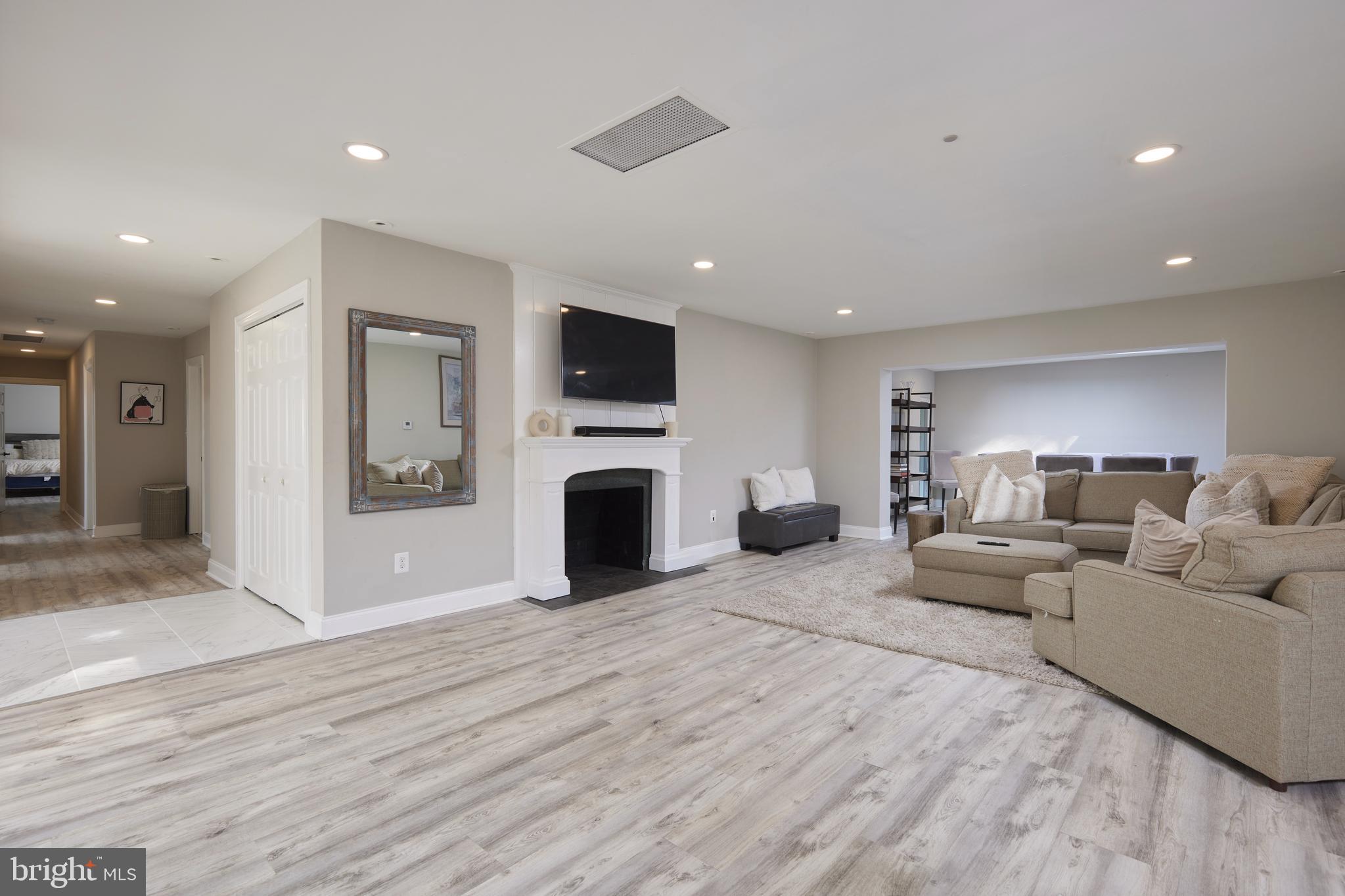 7415 BRADLEY BOULEVARD