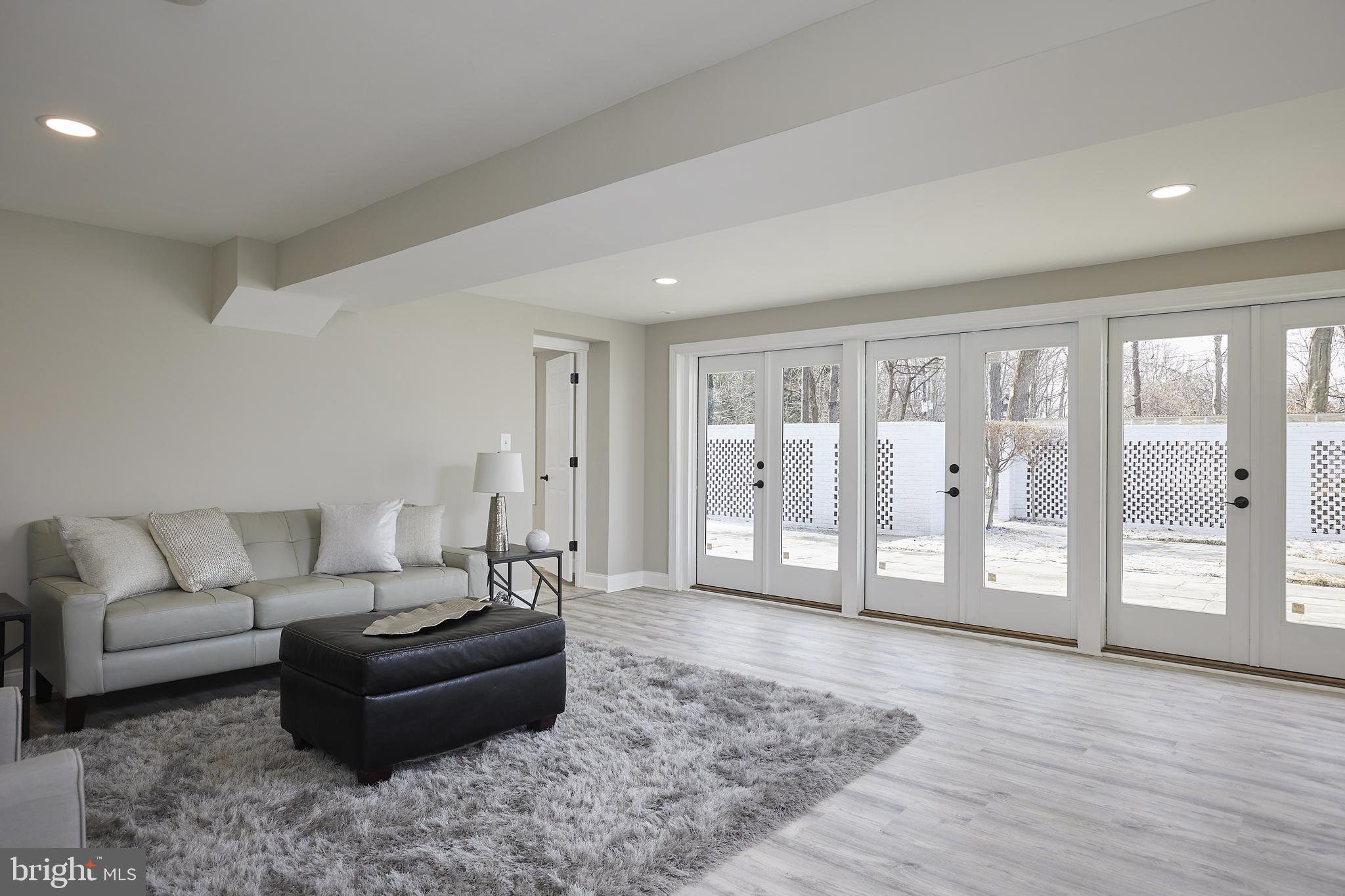 7415 BRADLEY BOULEVARD