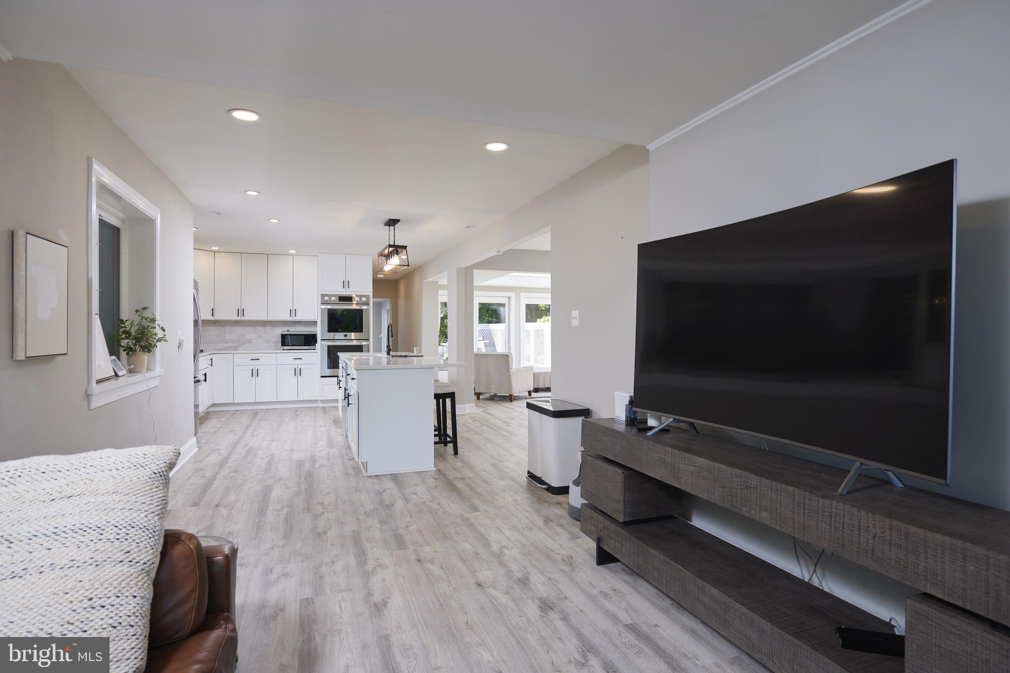 7415 BRADLEY BOULEVARD