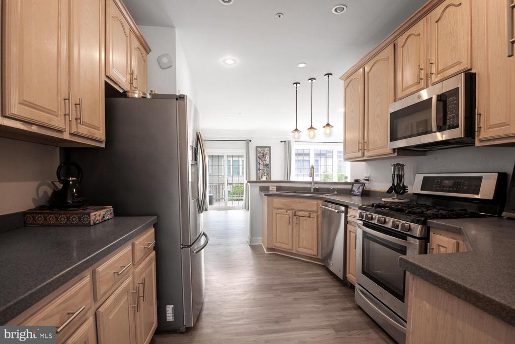 1320 WILD OAK TERRACE