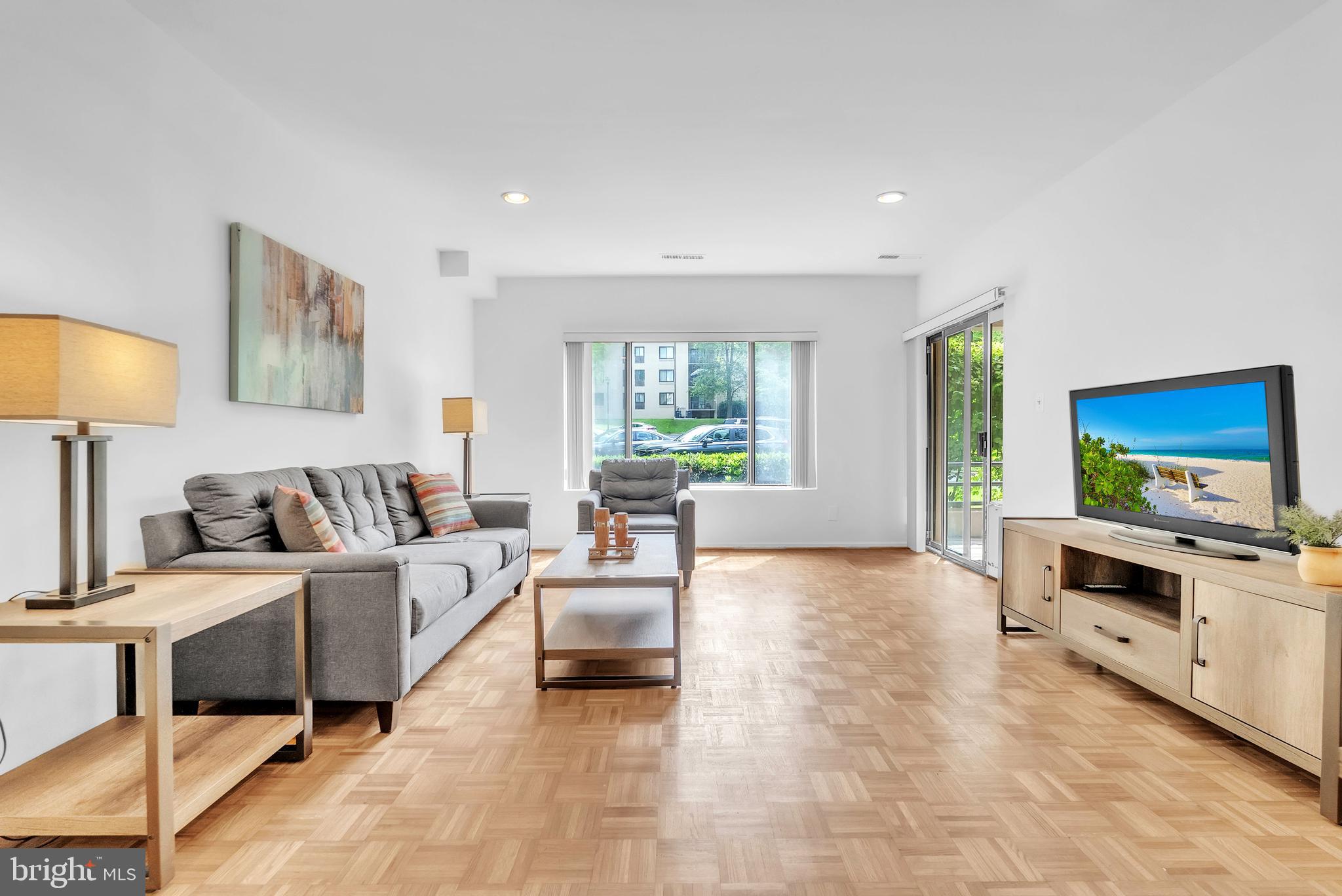 6060 CALIFORNIA CIRCLE 109