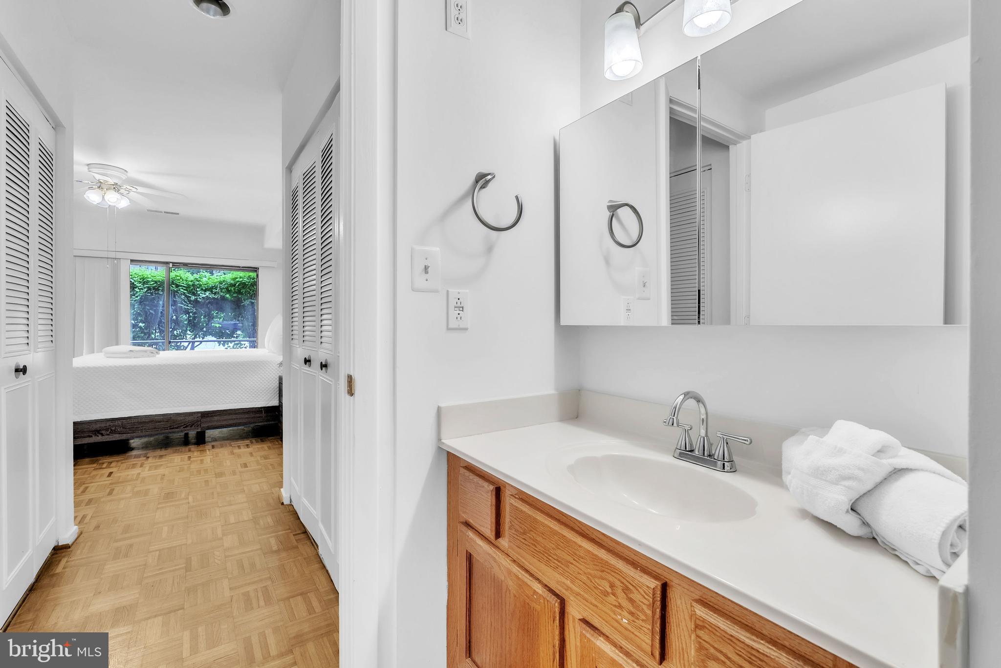 6060 CALIFORNIA CIRCLE 109