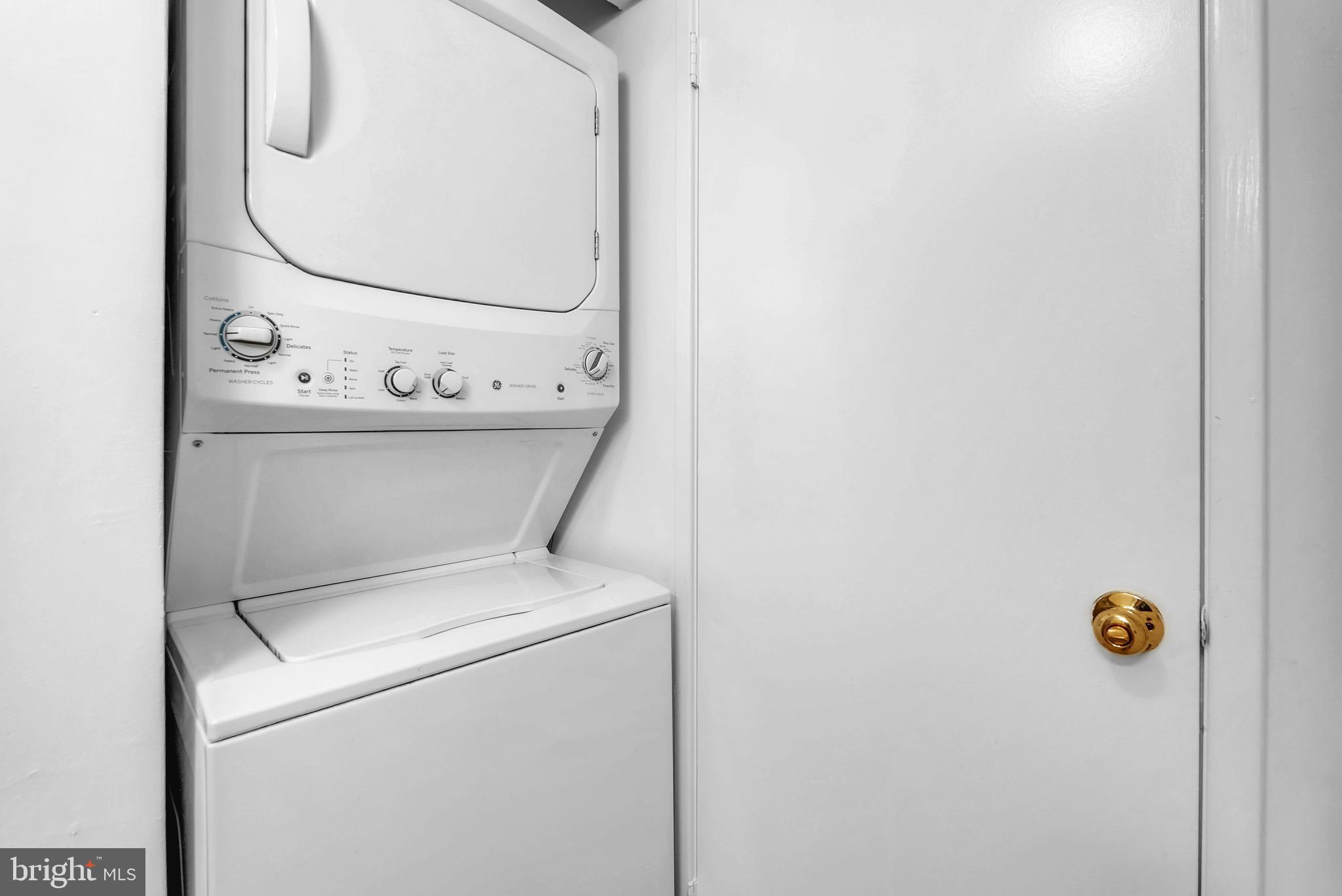 6060 CALIFORNIA CIRCLE 109