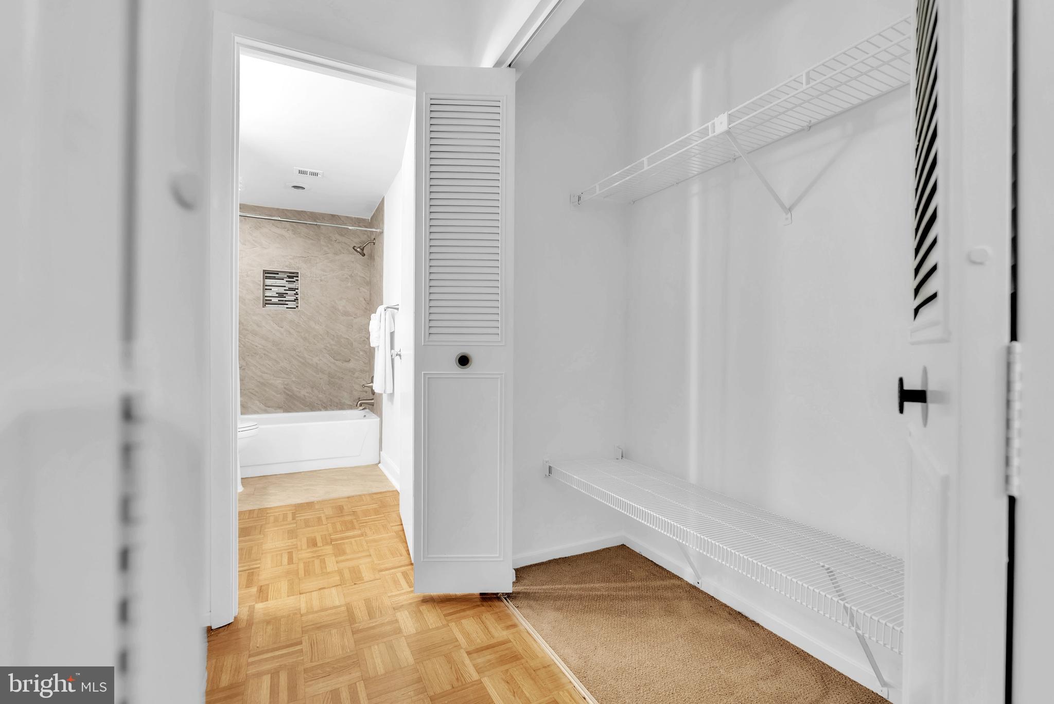 6060 CALIFORNIA CIRCLE 109