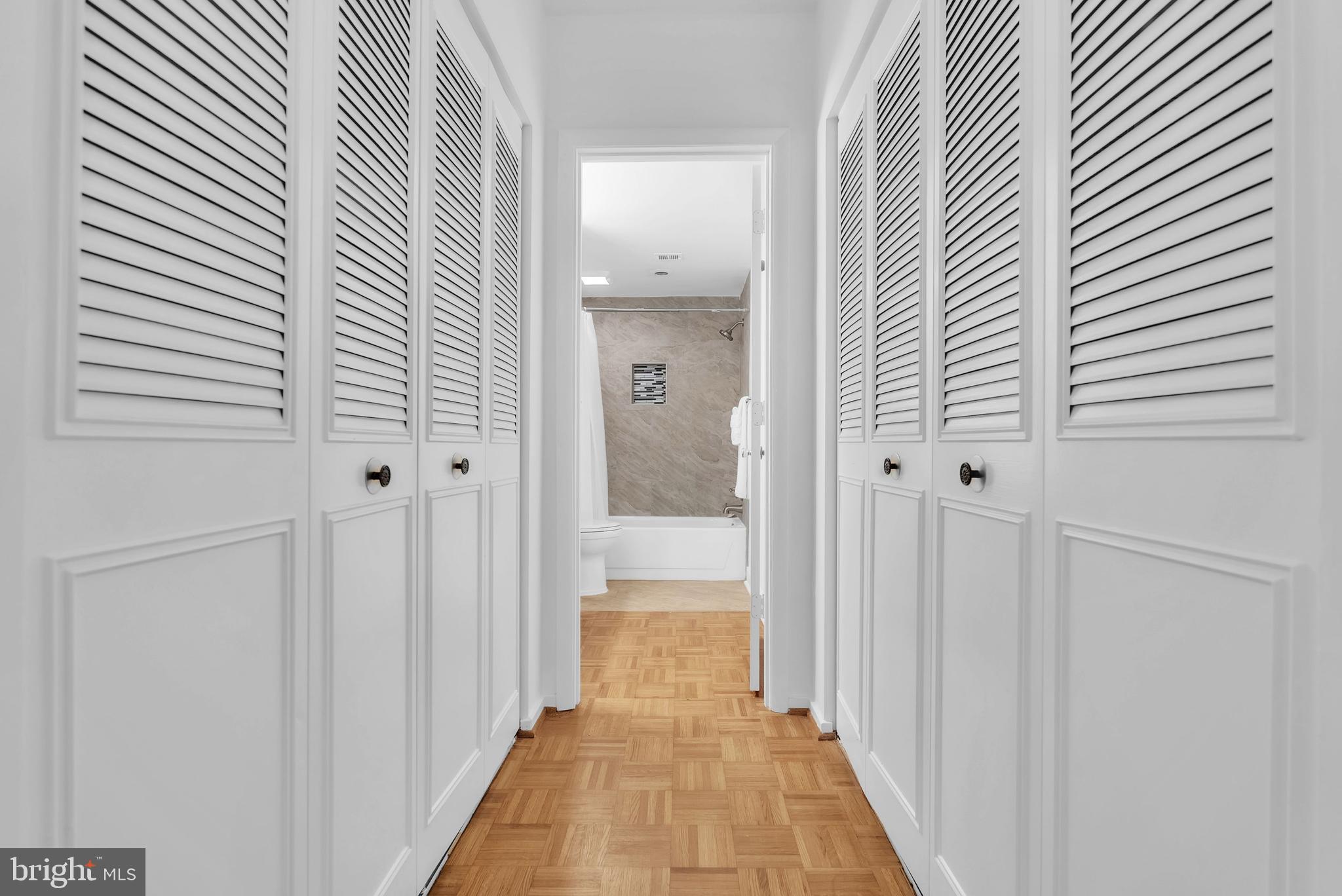 6060 CALIFORNIA CIRCLE 109