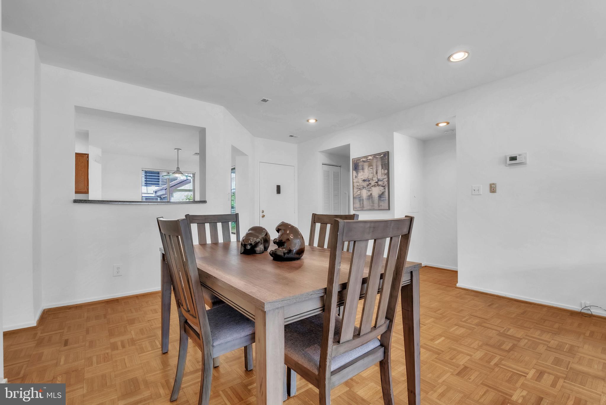 6060 CALIFORNIA CIRCLE 109