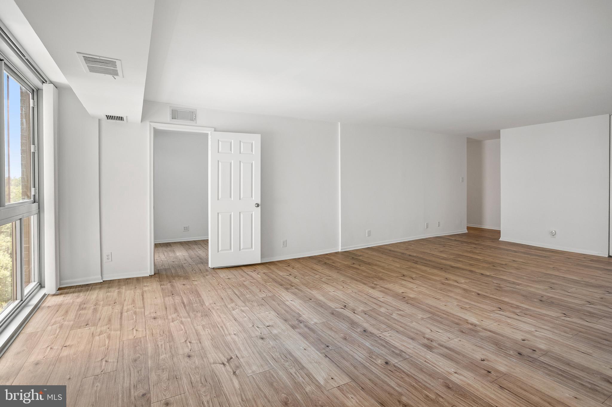 4601 N PARK AVENUE N 1213