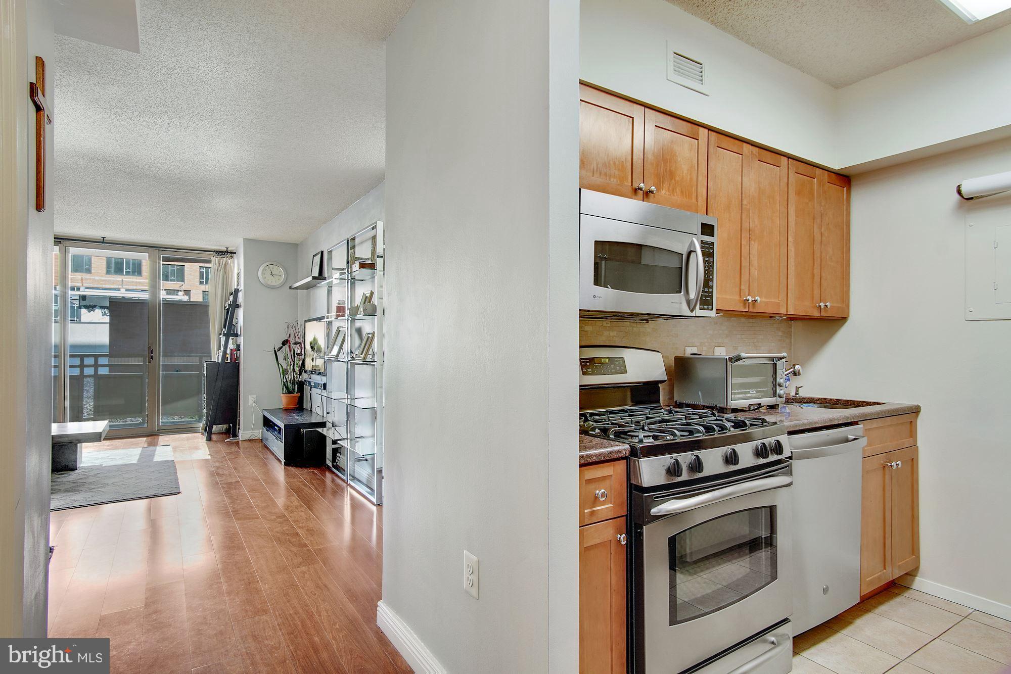 4801 FAIRMONT AVENUE 213