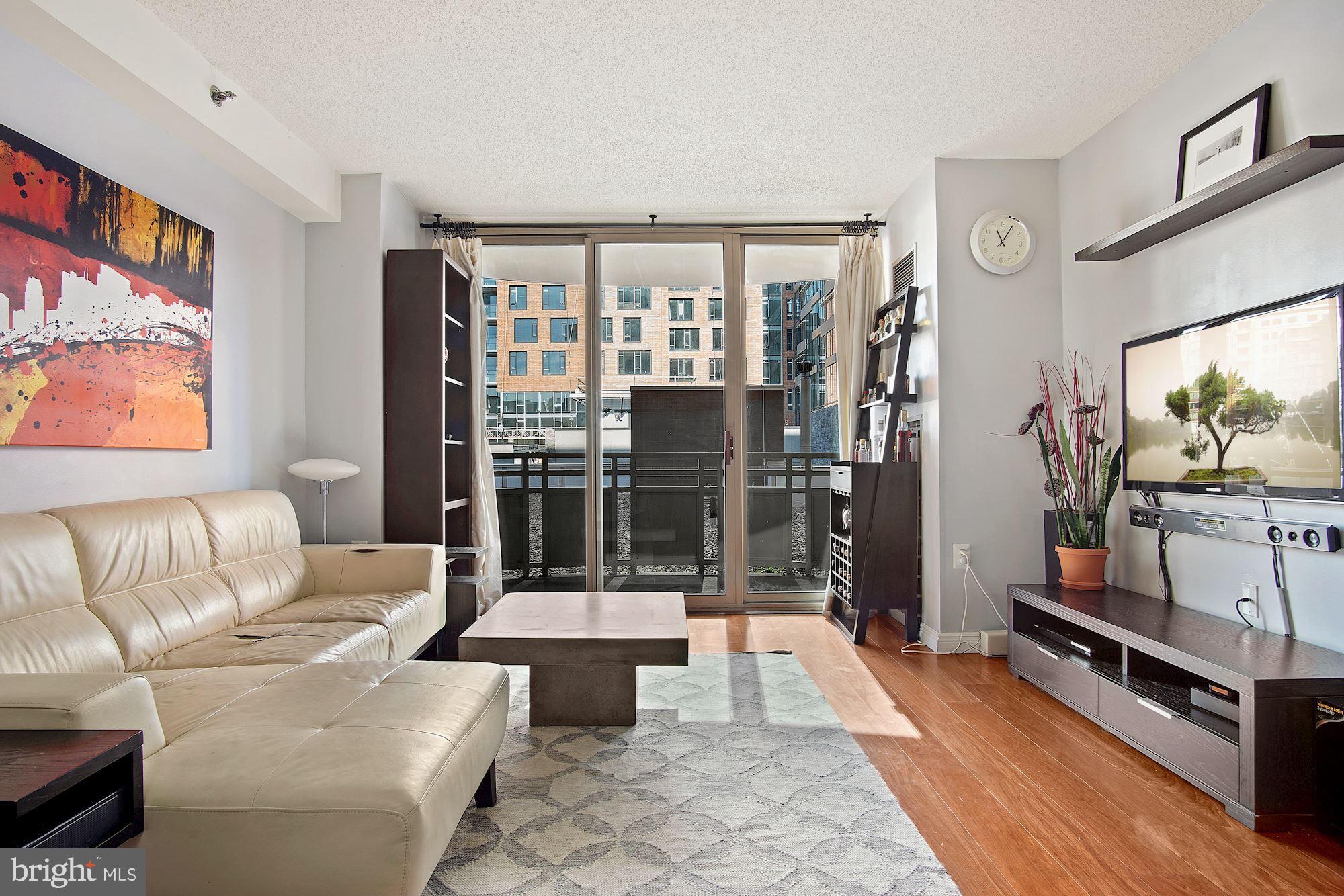 4801 FAIRMONT AVENUE 213