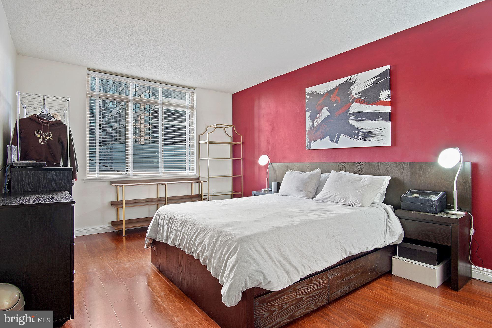 4801 FAIRMONT AVENUE 213