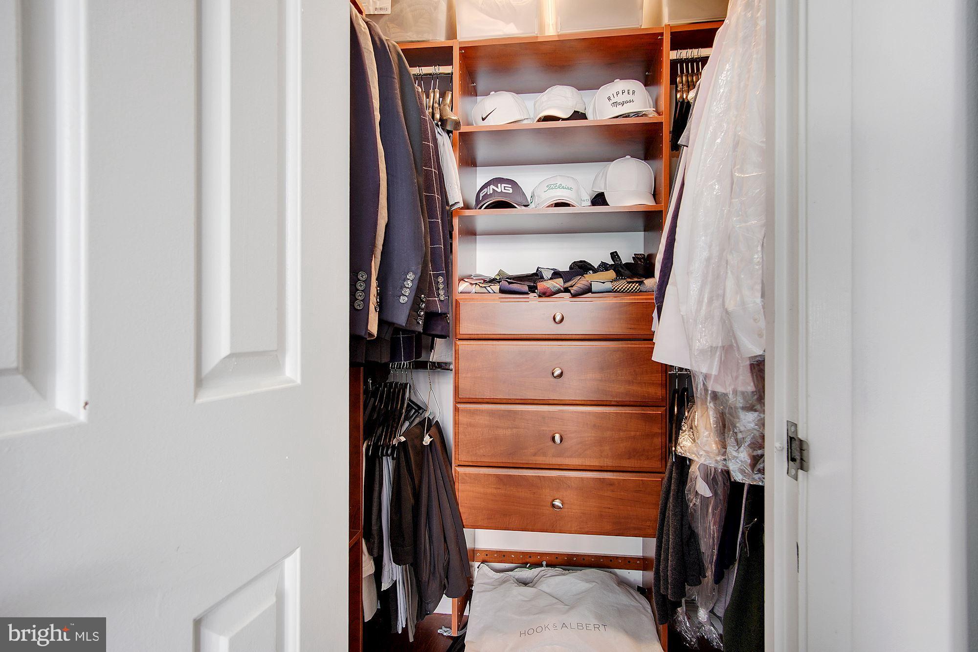 4801 FAIRMONT AVENUE 213