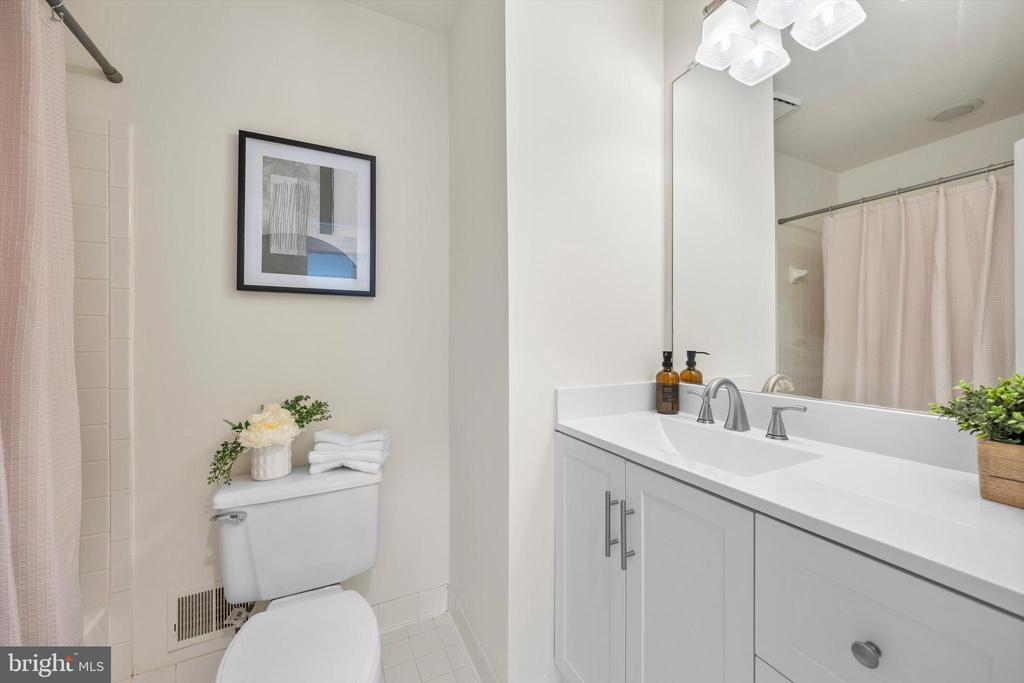 10107 STERLING TERRACE