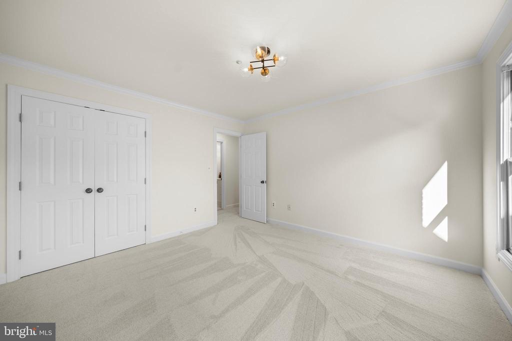 10107 STERLING TERRACE