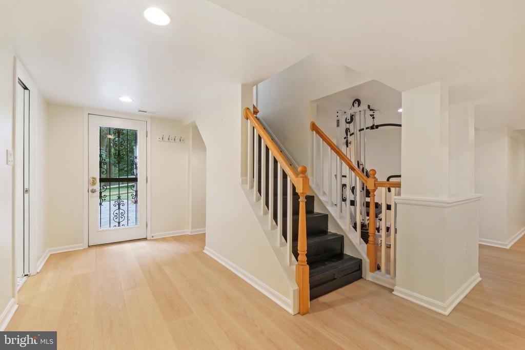 11513 ASHLEY DRIVE
