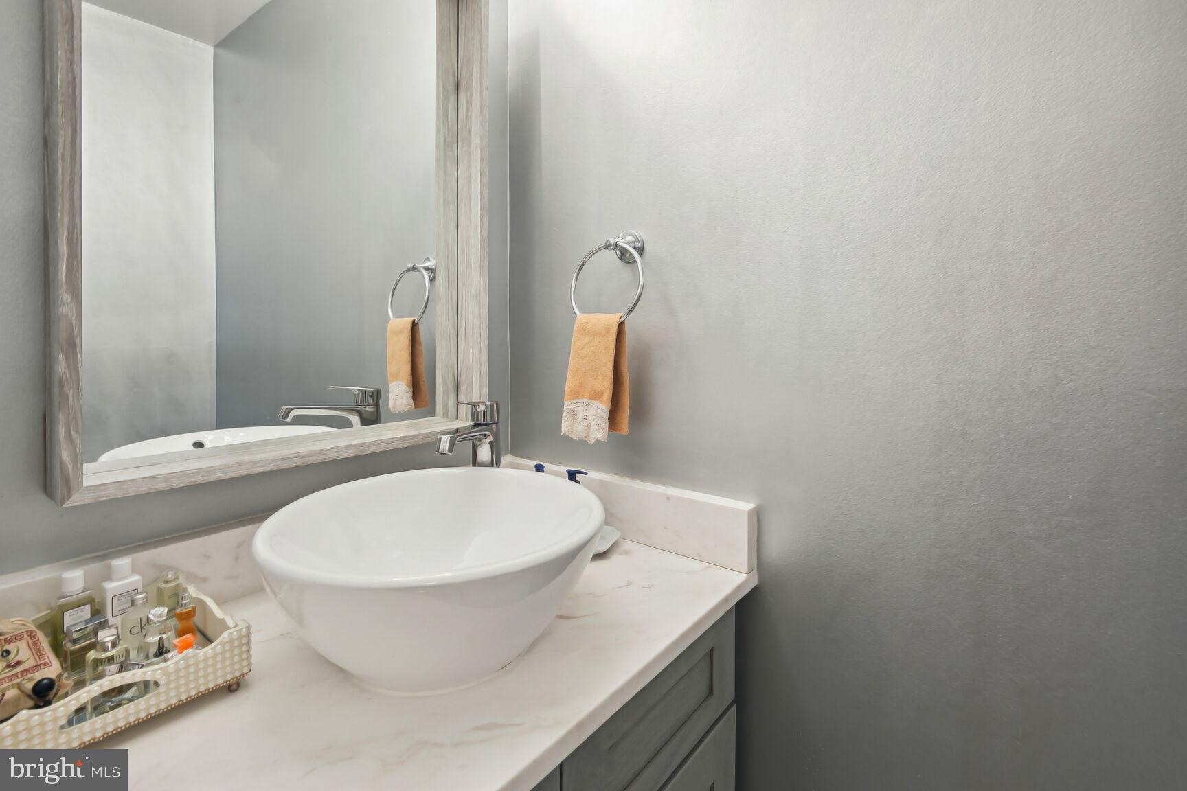 5105 WESTBARD AVENUE 6