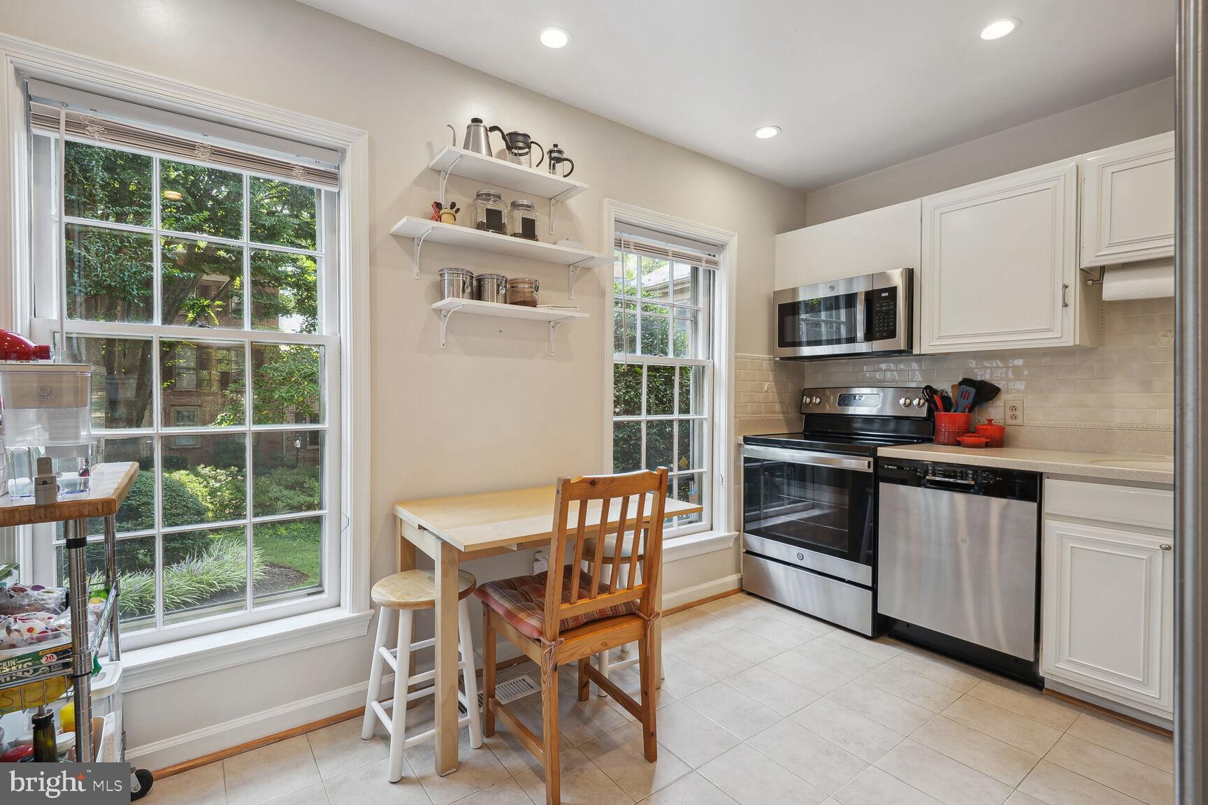 5105 WESTBARD AVENUE 6