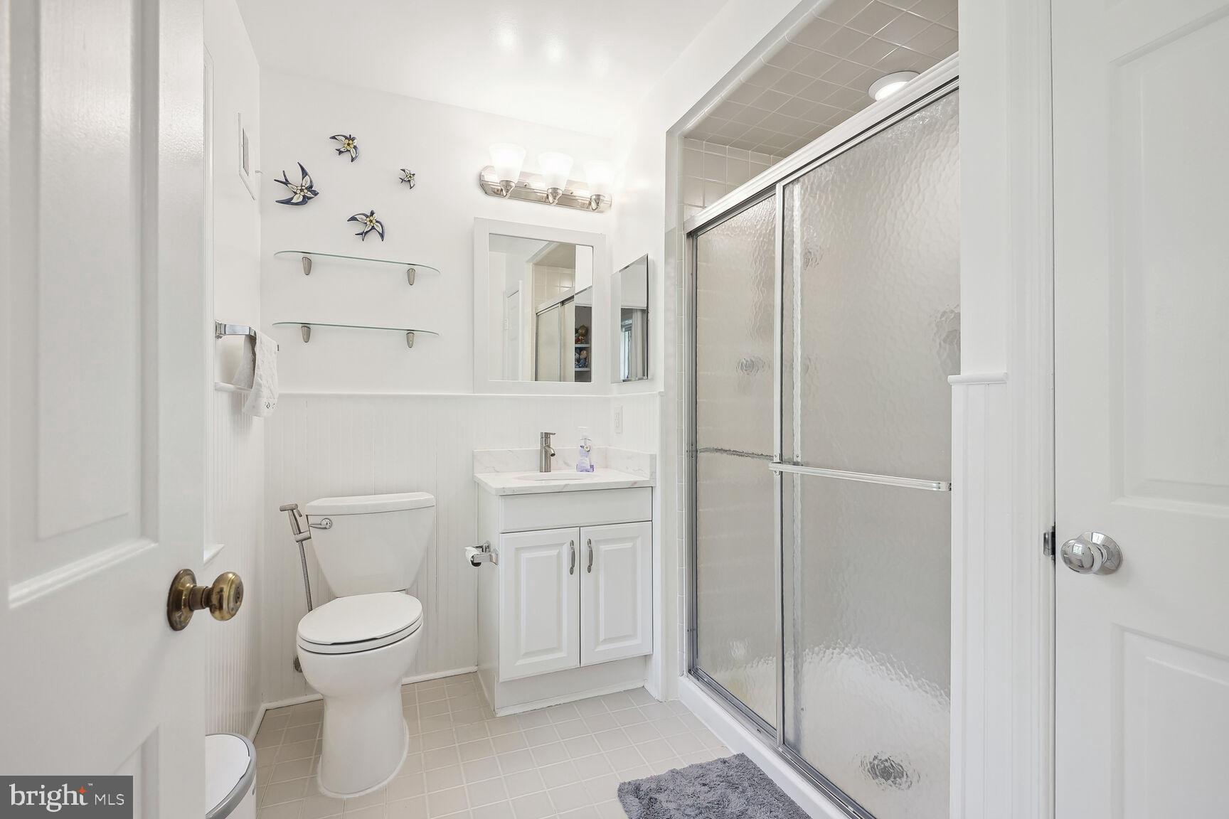 5105 WESTBARD AVENUE 6