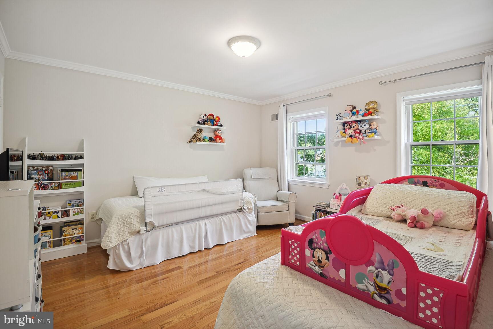 5105 WESTBARD AVENUE 6