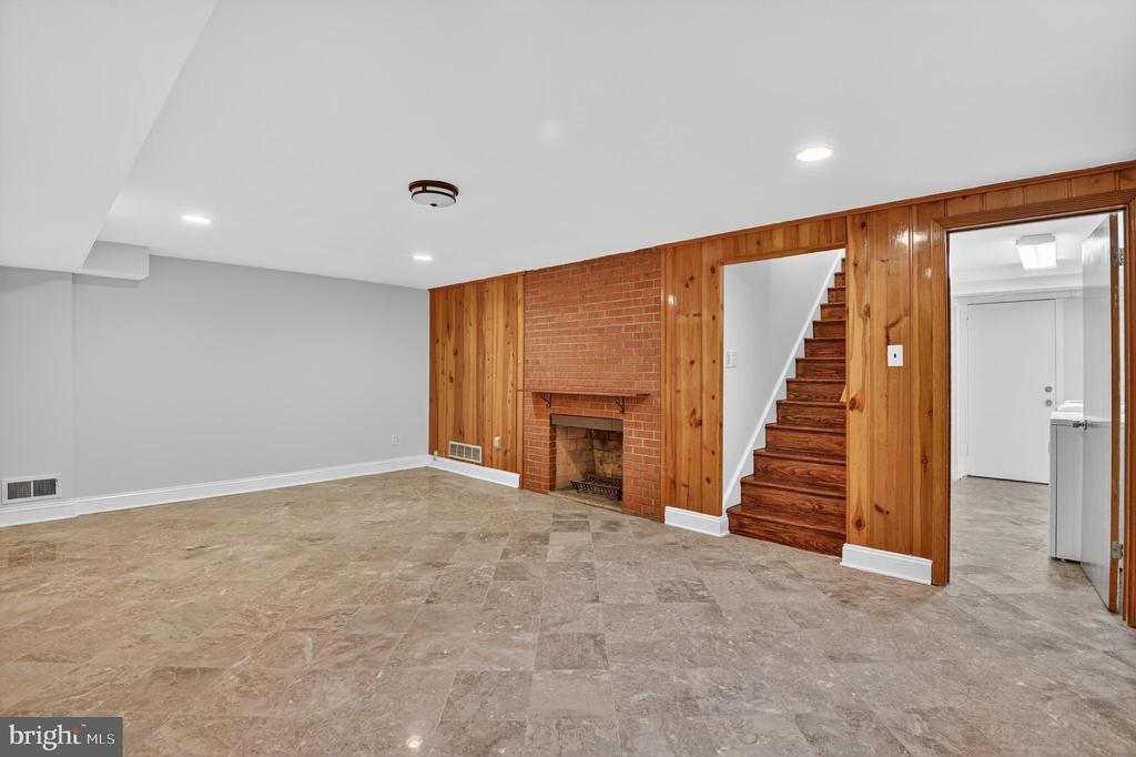 5510 CHRISTY DRIVE