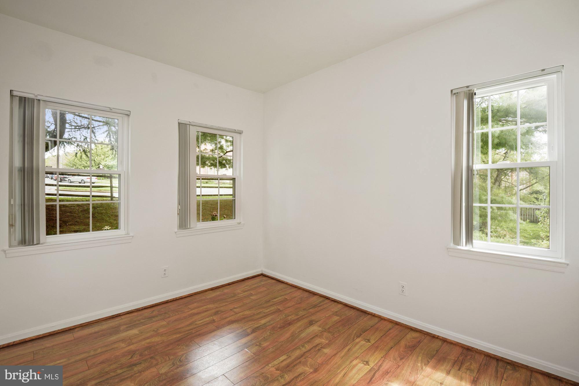 10400 PARTHENON COURT 10400