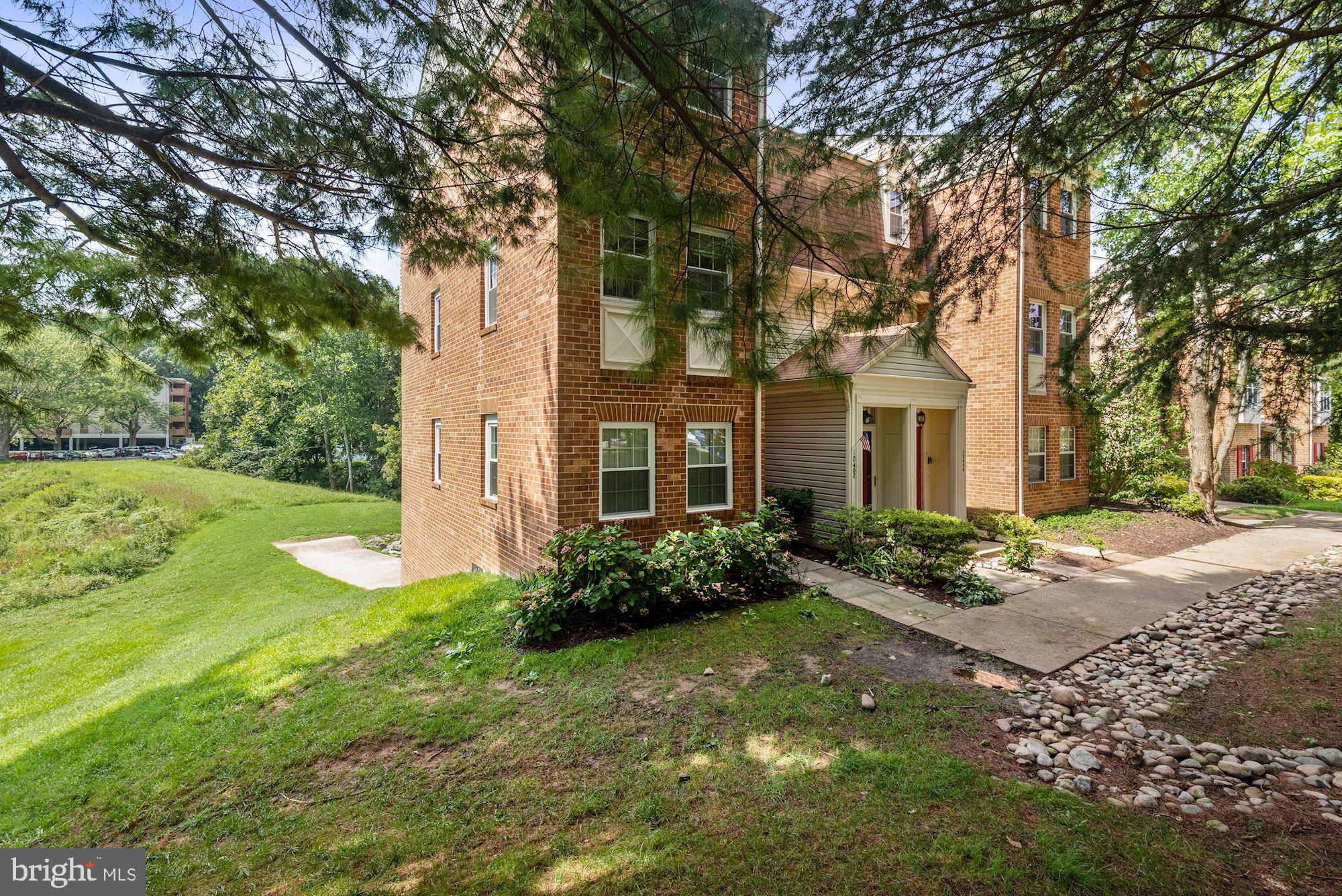 10400 PARTHENON COURT 10400