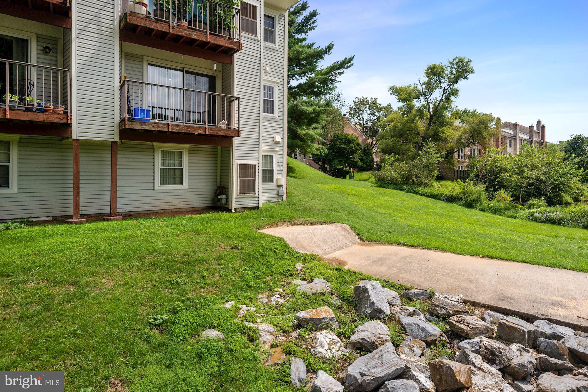 10400 PARTHENON COURT 10400