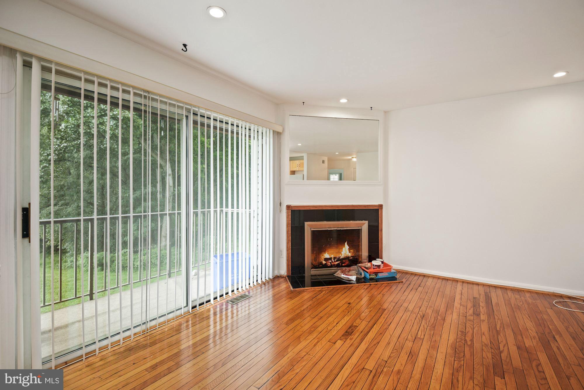 10400 PARTHENON COURT 10400