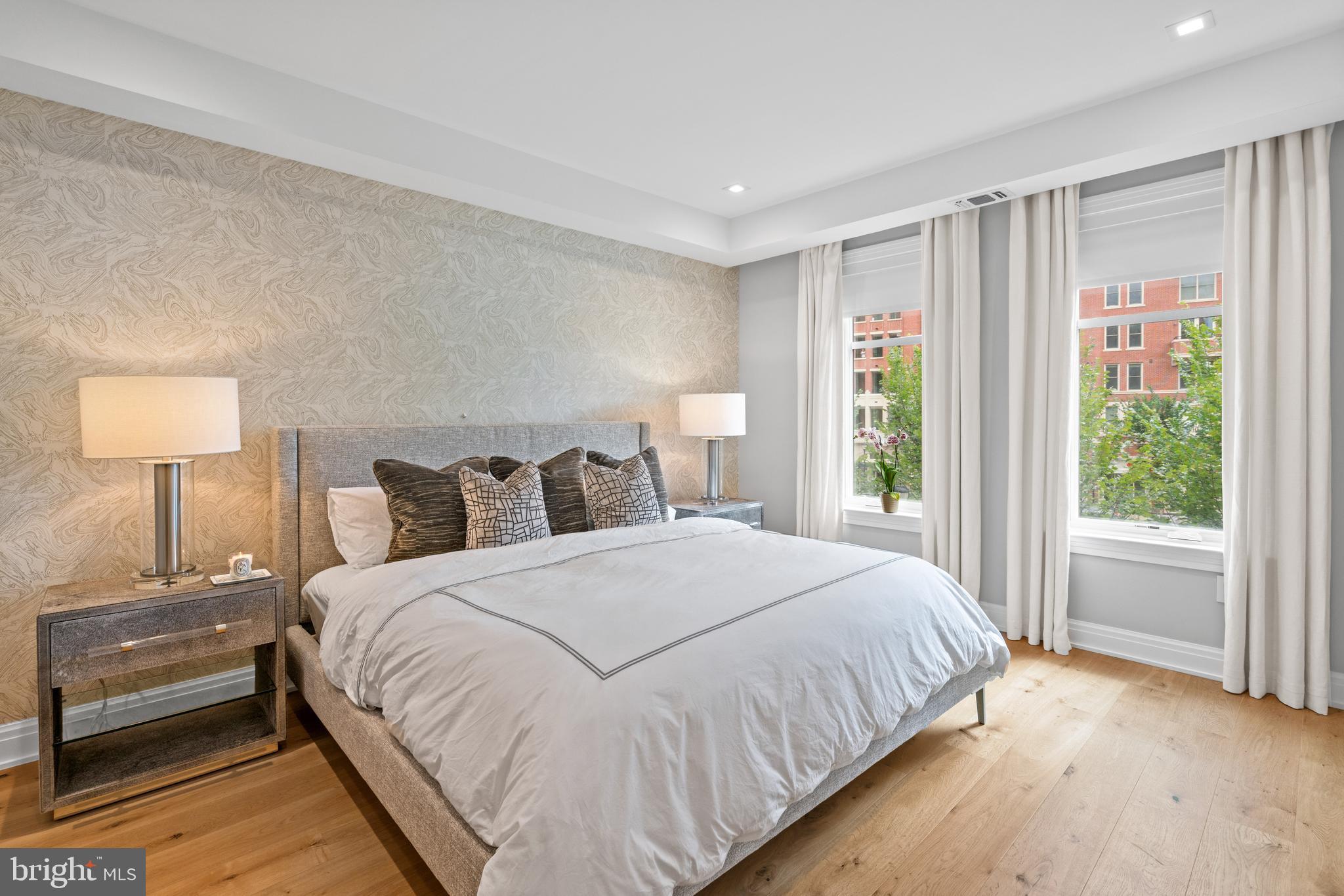 8551 CONNECTICUT AVENUE 201