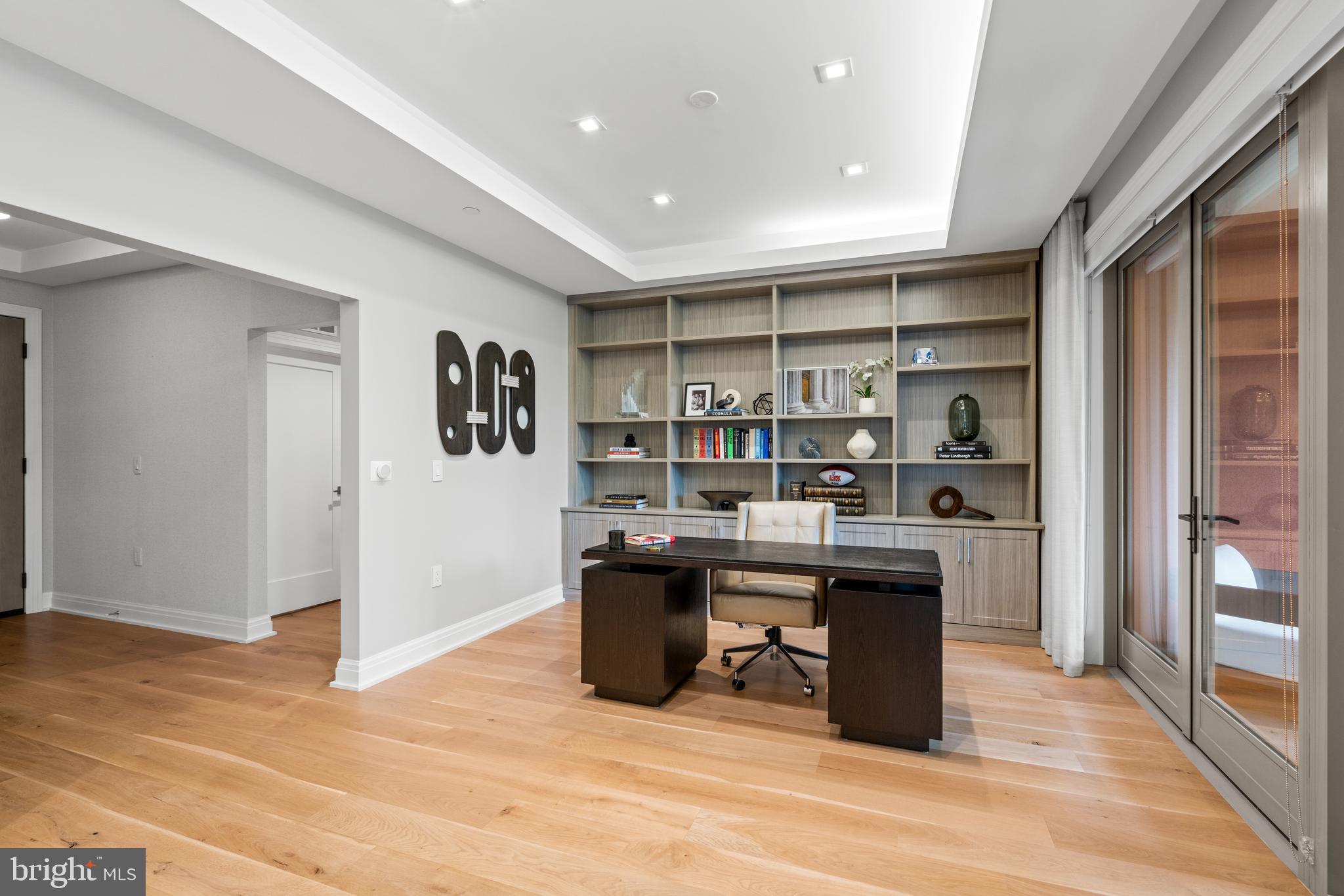 8551 CONNECTICUT AVENUE 201