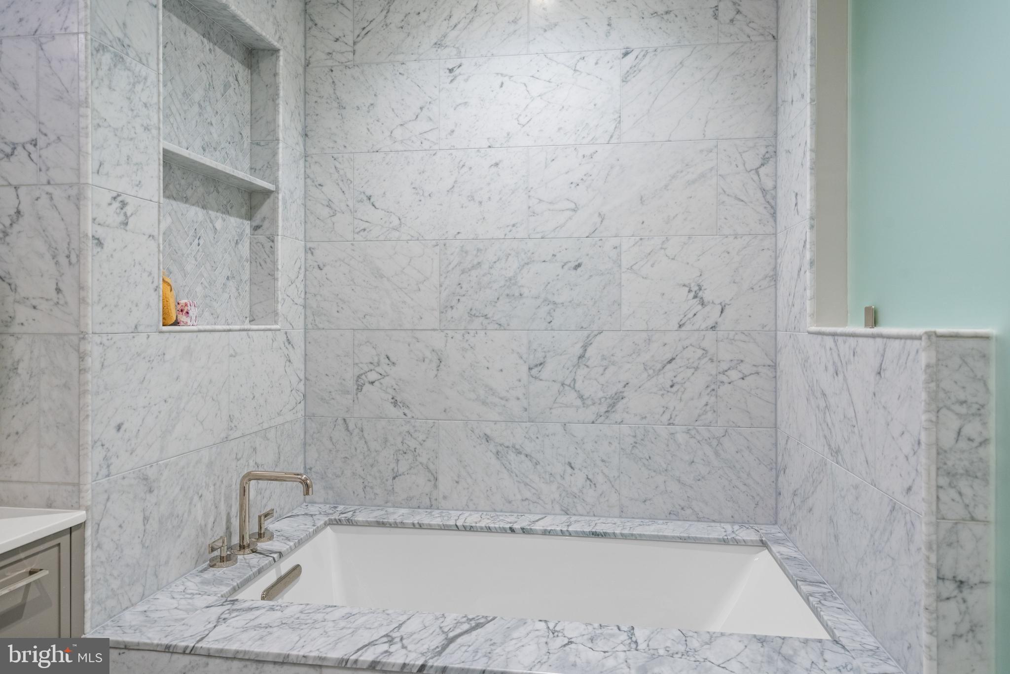 8551 CONNECTICUT AVENUE 201