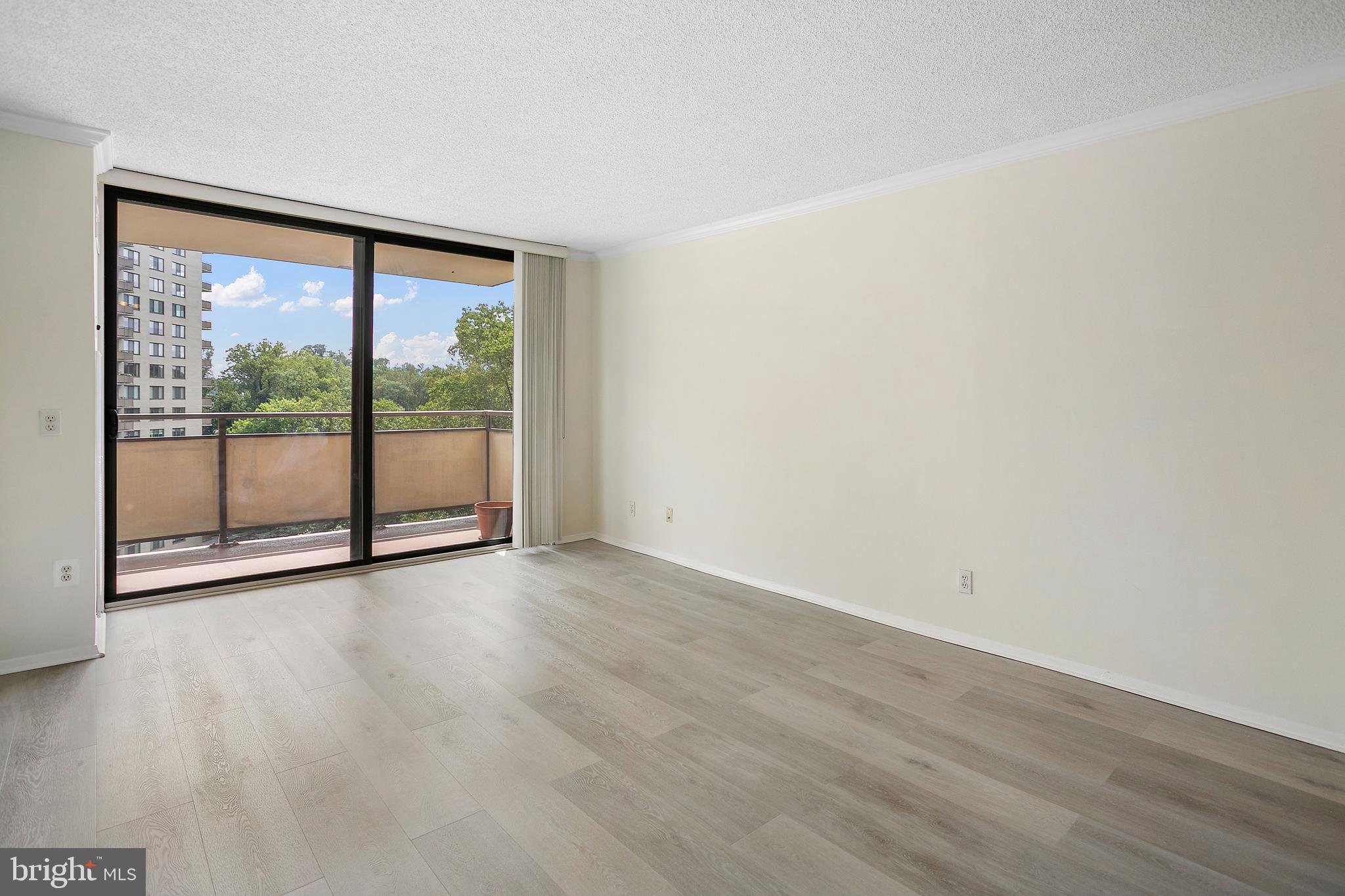 5225 POOKS HILL ROAD 1002N