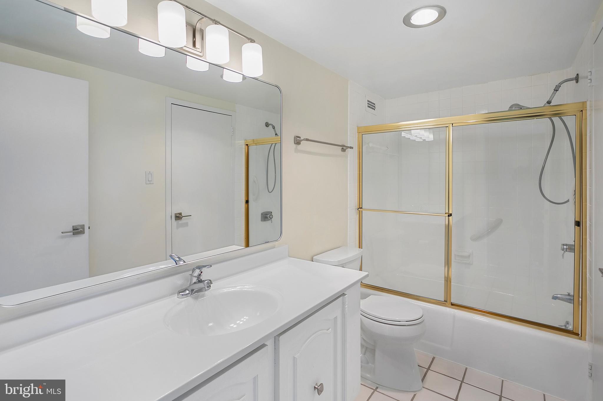 5225 POOKS HILL ROAD 1002N