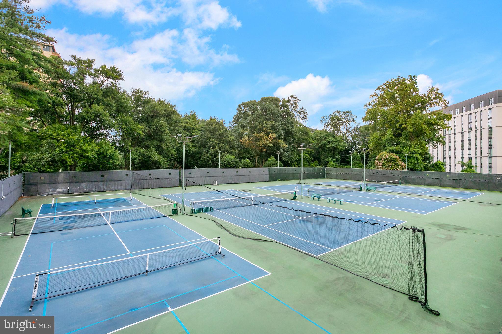 5225 POOKS HILL ROAD 1002N