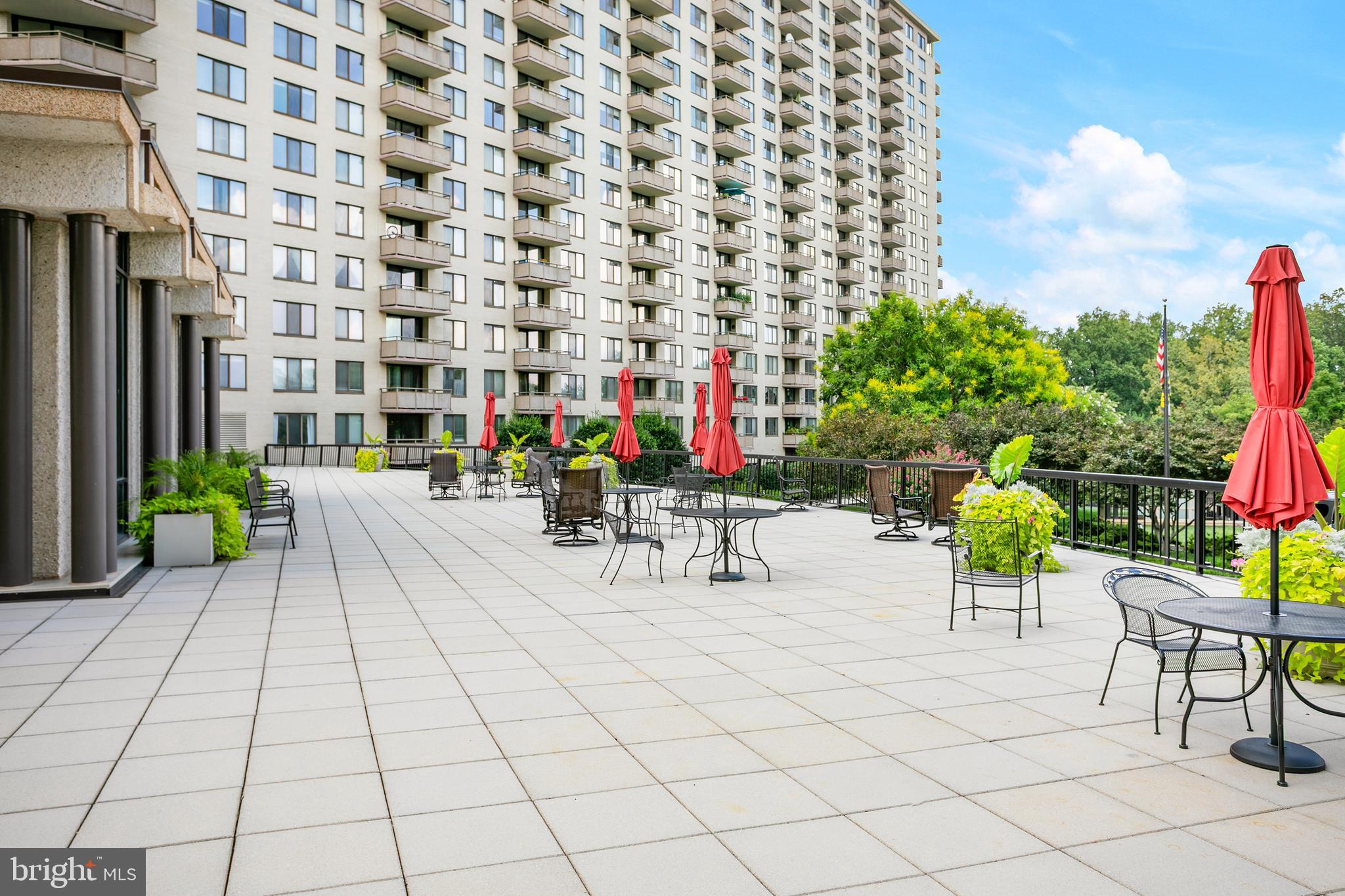 5225 POOKS HILL ROAD 1002N