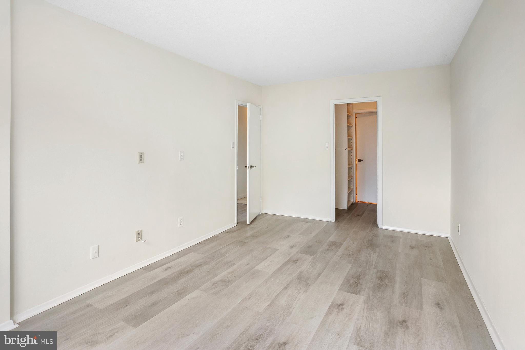 5225 POOKS HILL ROAD 1002N