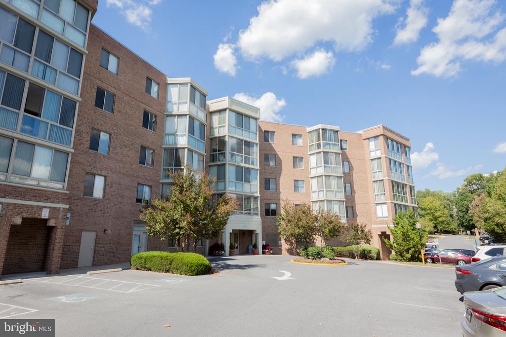2904 N LEISURE WORLD BOULEVARD 406