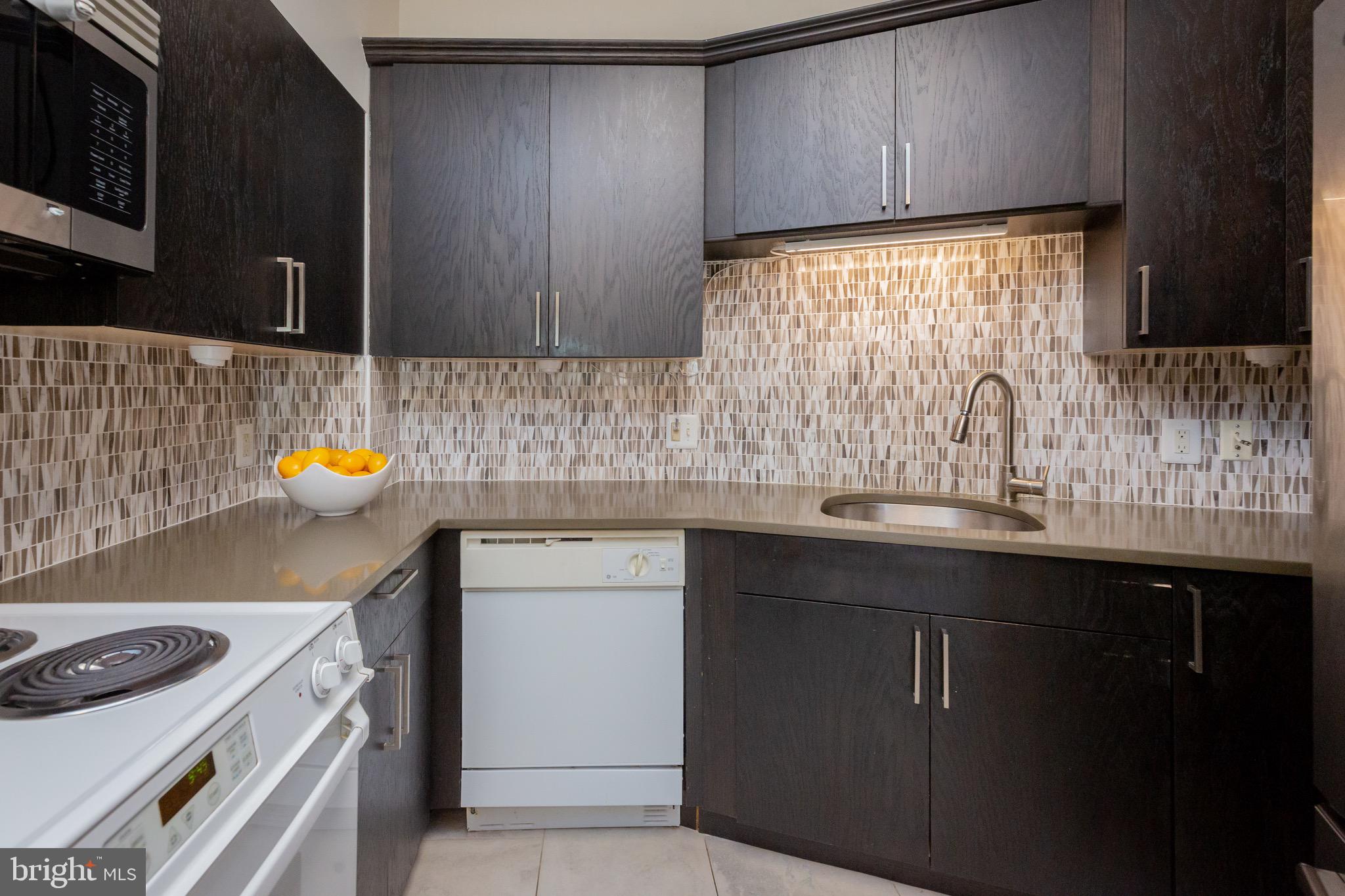 2904 N LEISURE WORLD BOULEVARD 406