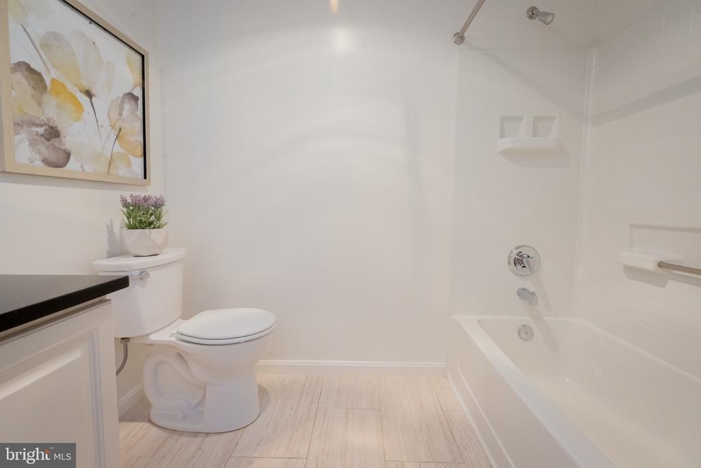 2904 N LEISURE WORLD BOULEVARD 406