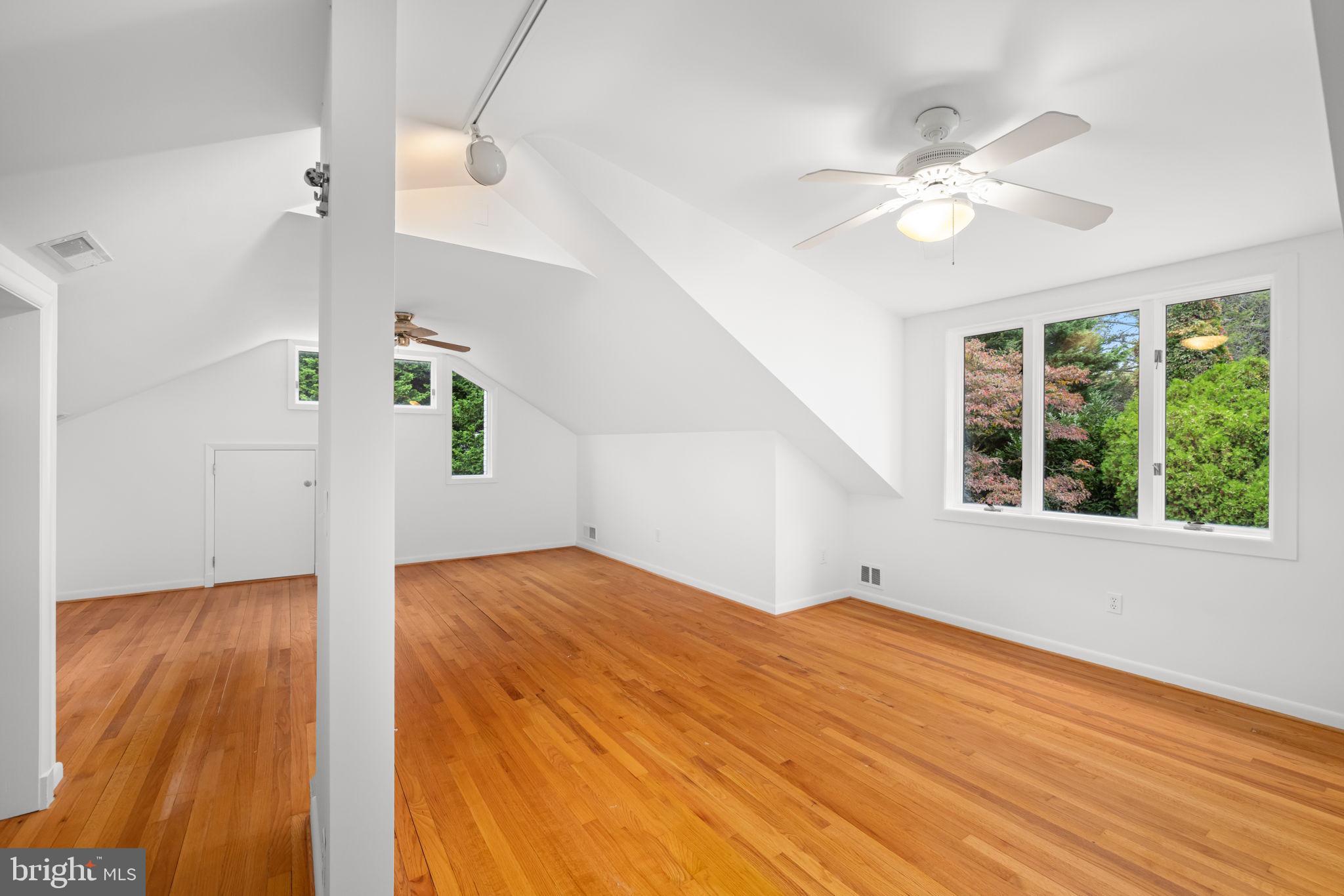 5505 PEMBROKE TERRACE