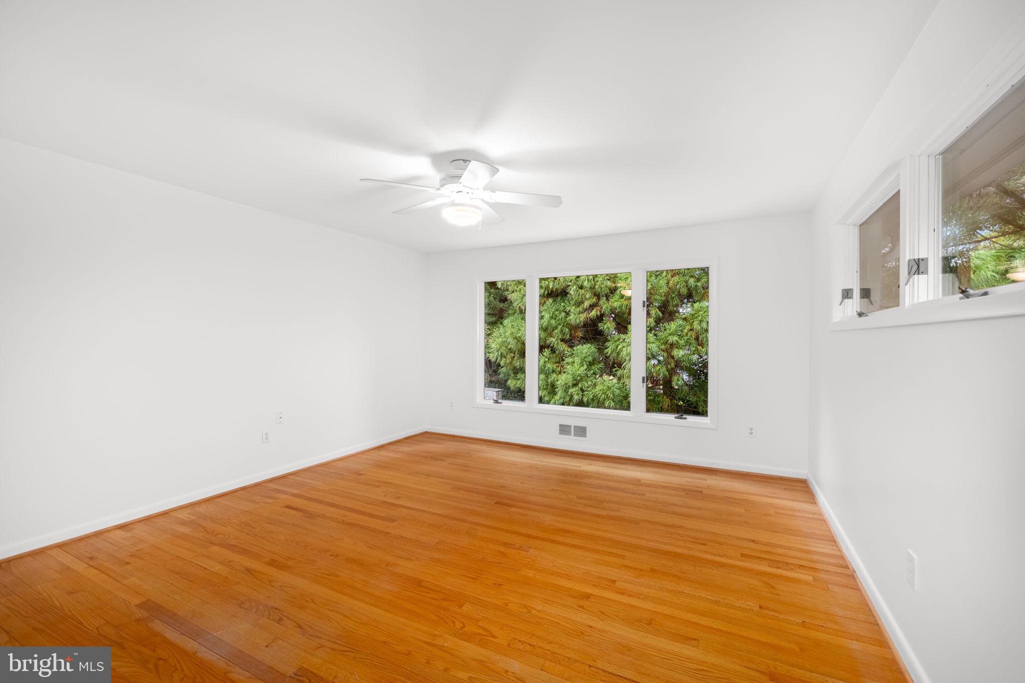 5505 PEMBROKE TERRACE