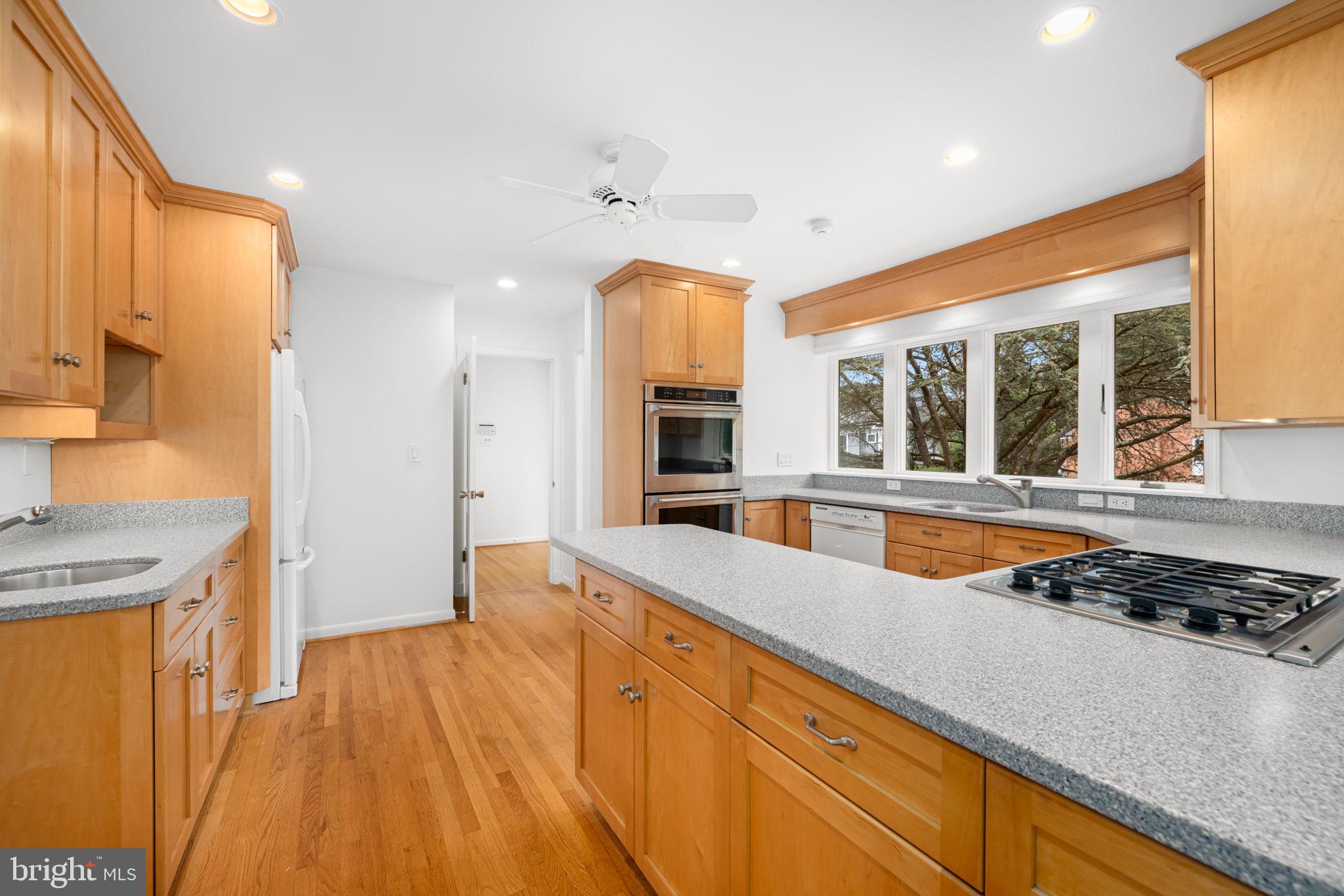 5505 PEMBROKE TERRACE