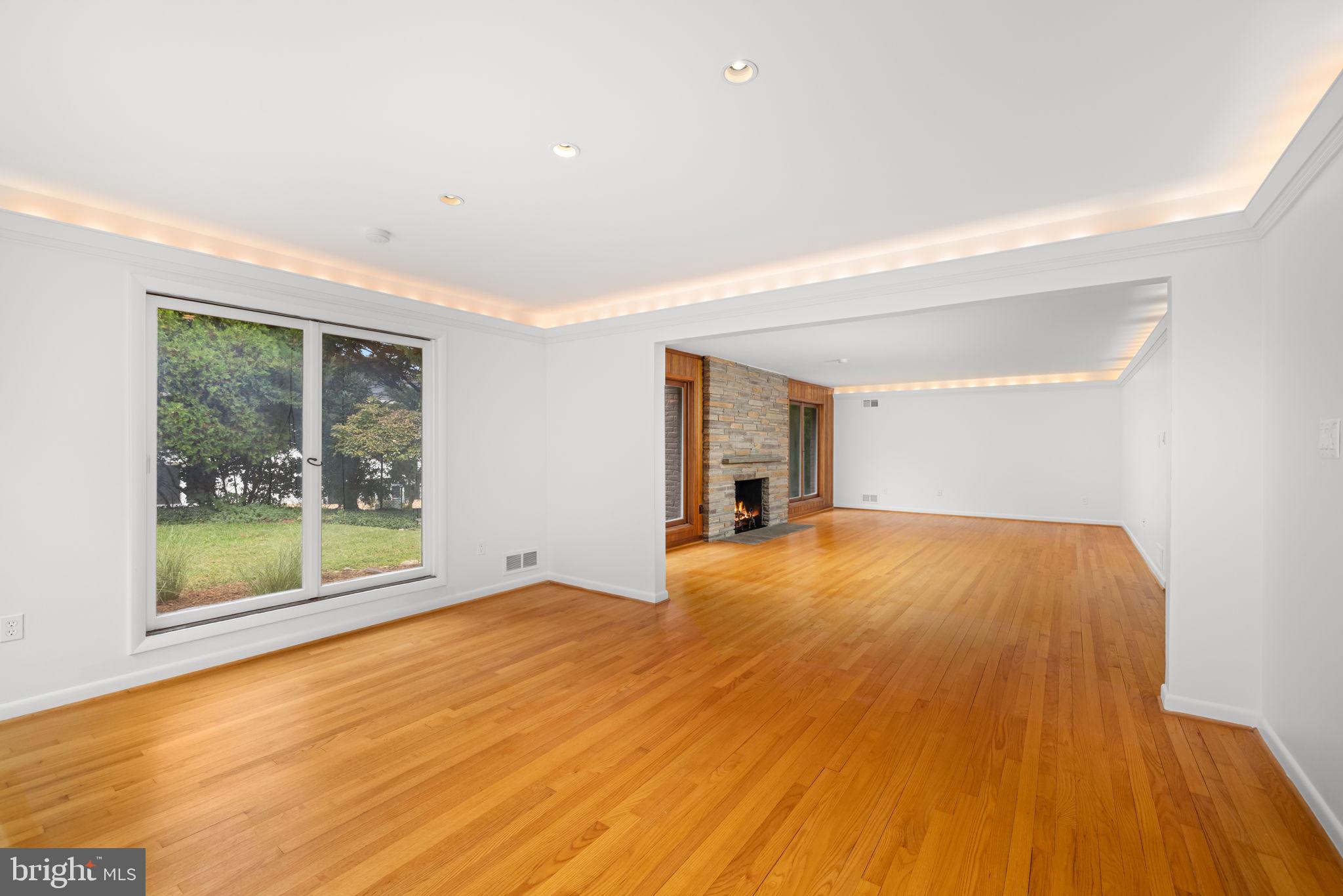 5505 PEMBROKE TERRACE